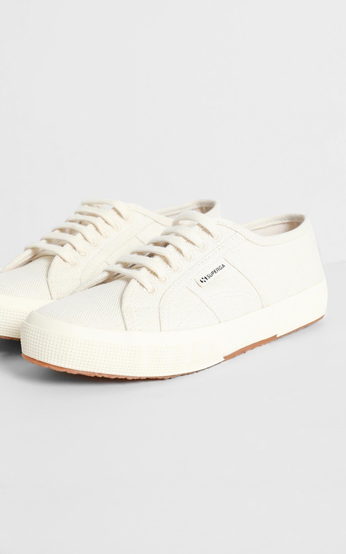Superga - 2750 Organic Cotton Sneaker in Natural Beige