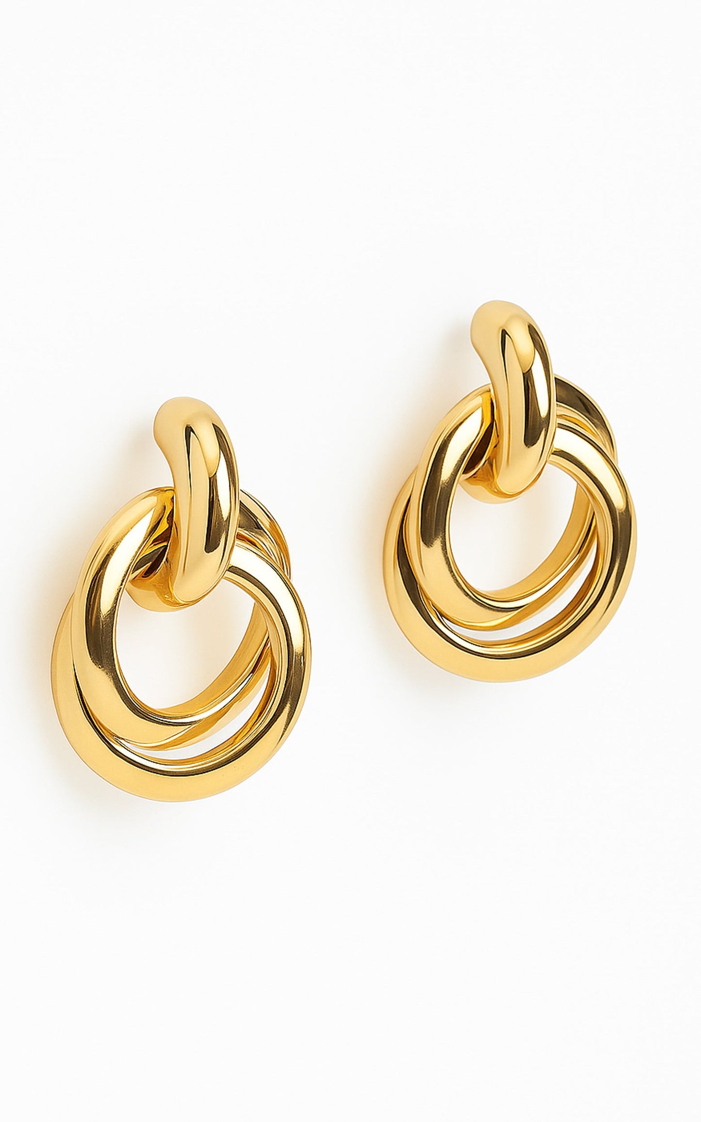 Evelina Drop Earrings in Gold