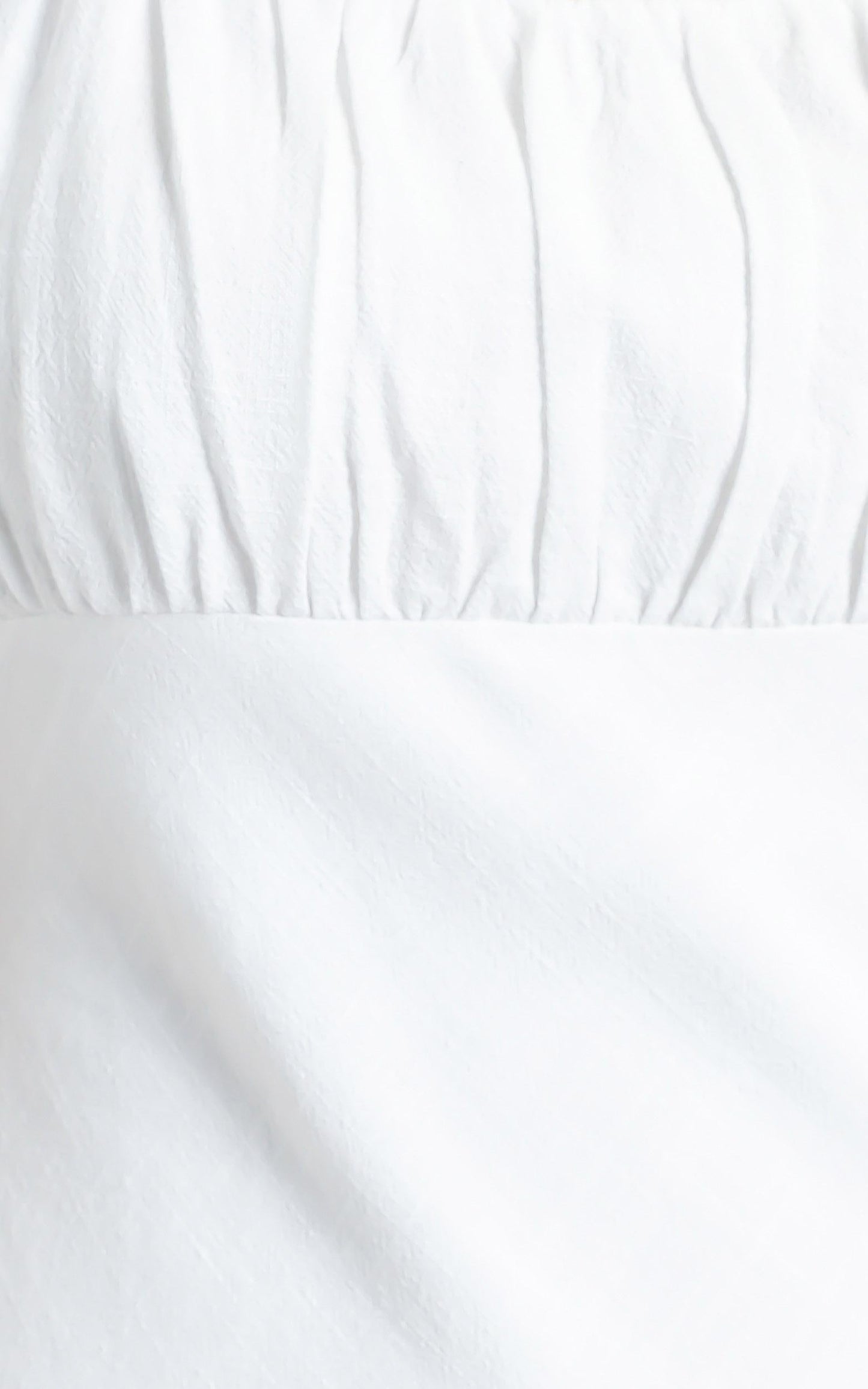 Pretty Mind Gathered Dress In White