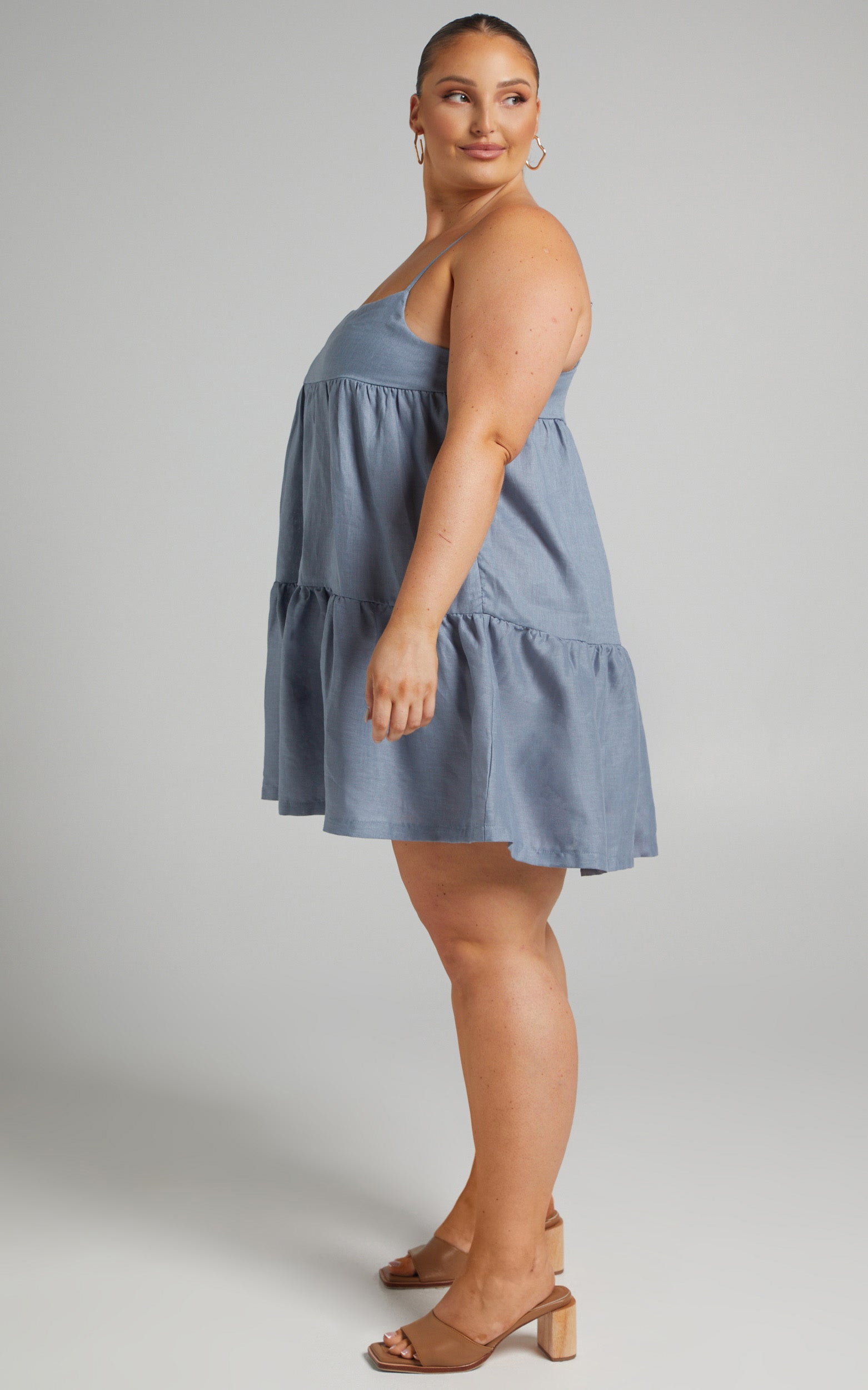Amalie The Label - Devonia Linen Tiered Shift Mini Linen Dress in Blue