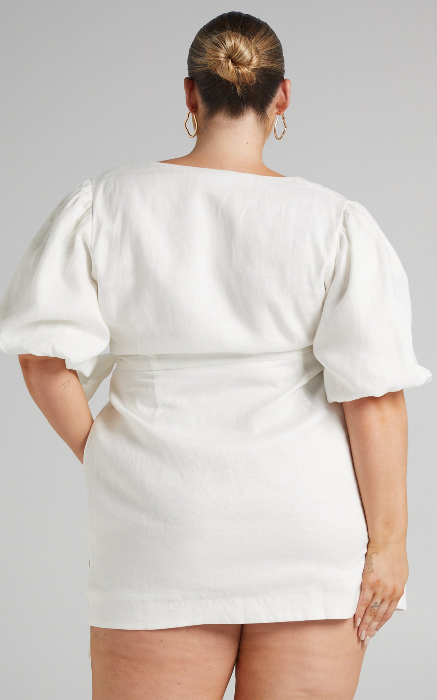 Amalie The Label - Apolline Linen Puff Sleeve Wrap Mini Linen Dress in White