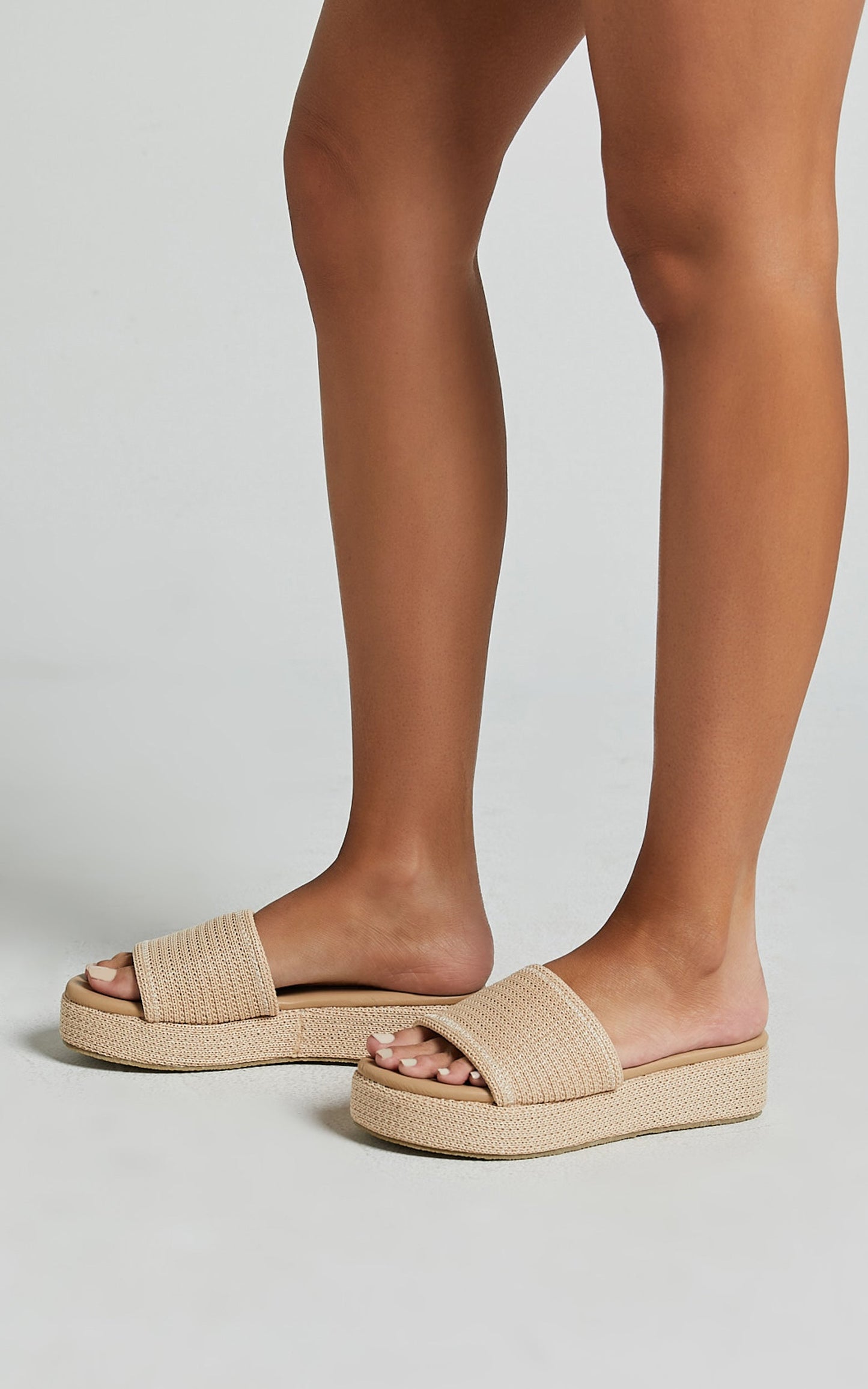 THERAPY- AVERY SANDALS in Natural