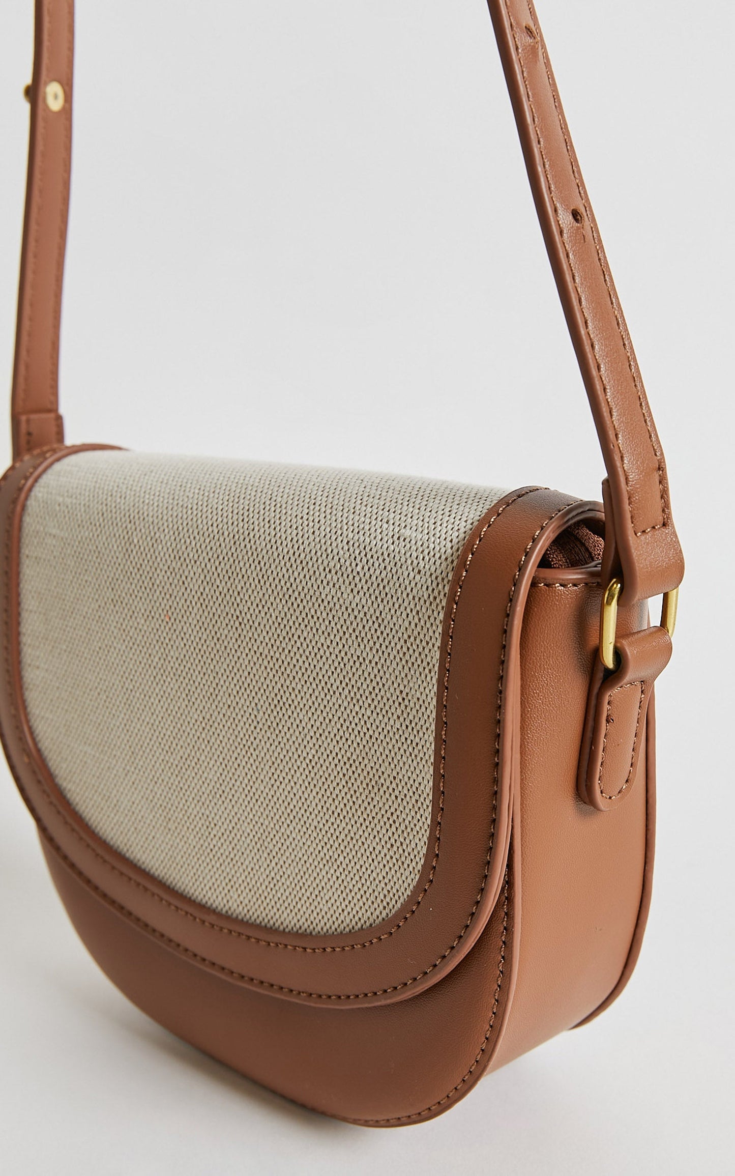 Arizona Two Tone Cross Body Bag in Tan