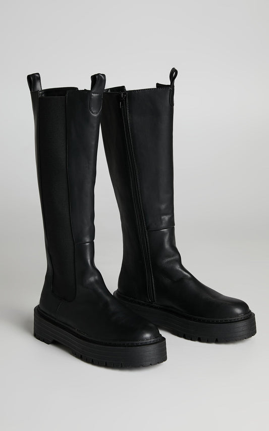 PUBLIC DESIRE - ANDI BOOTS in Black PU