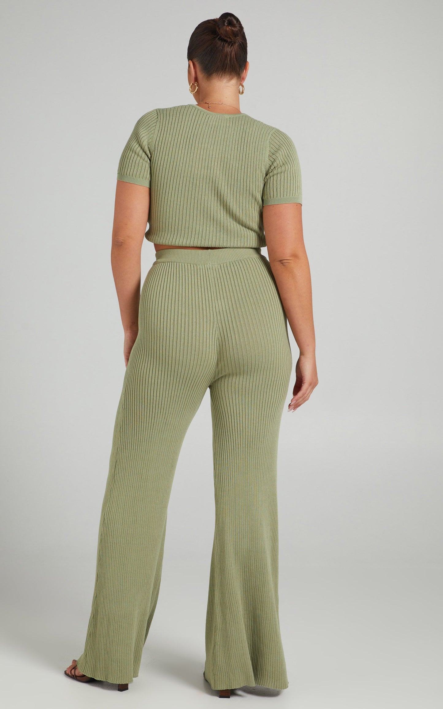 Zyanya Ribbed Cropped Two Piece Set in Sage