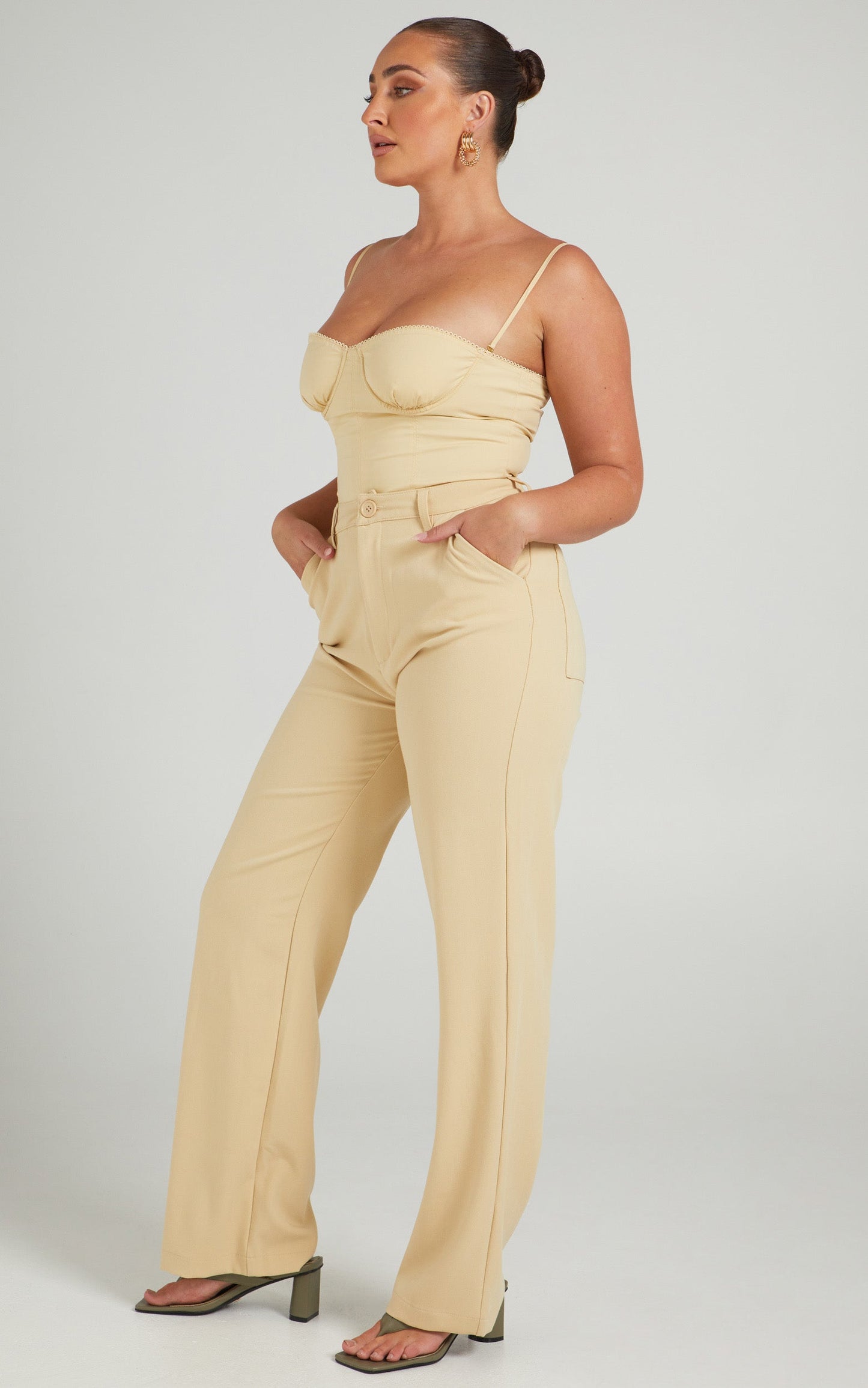 Danielle Bernstein - Underwire Corset in Taupe