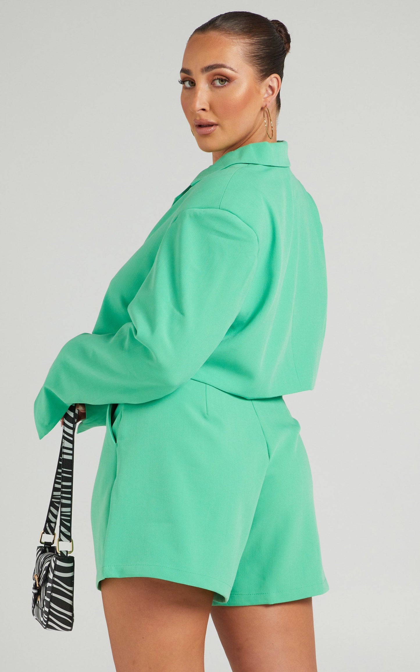 Danielle Bernstein - Cropped Stretch Herringbone Twill Blazer in Green