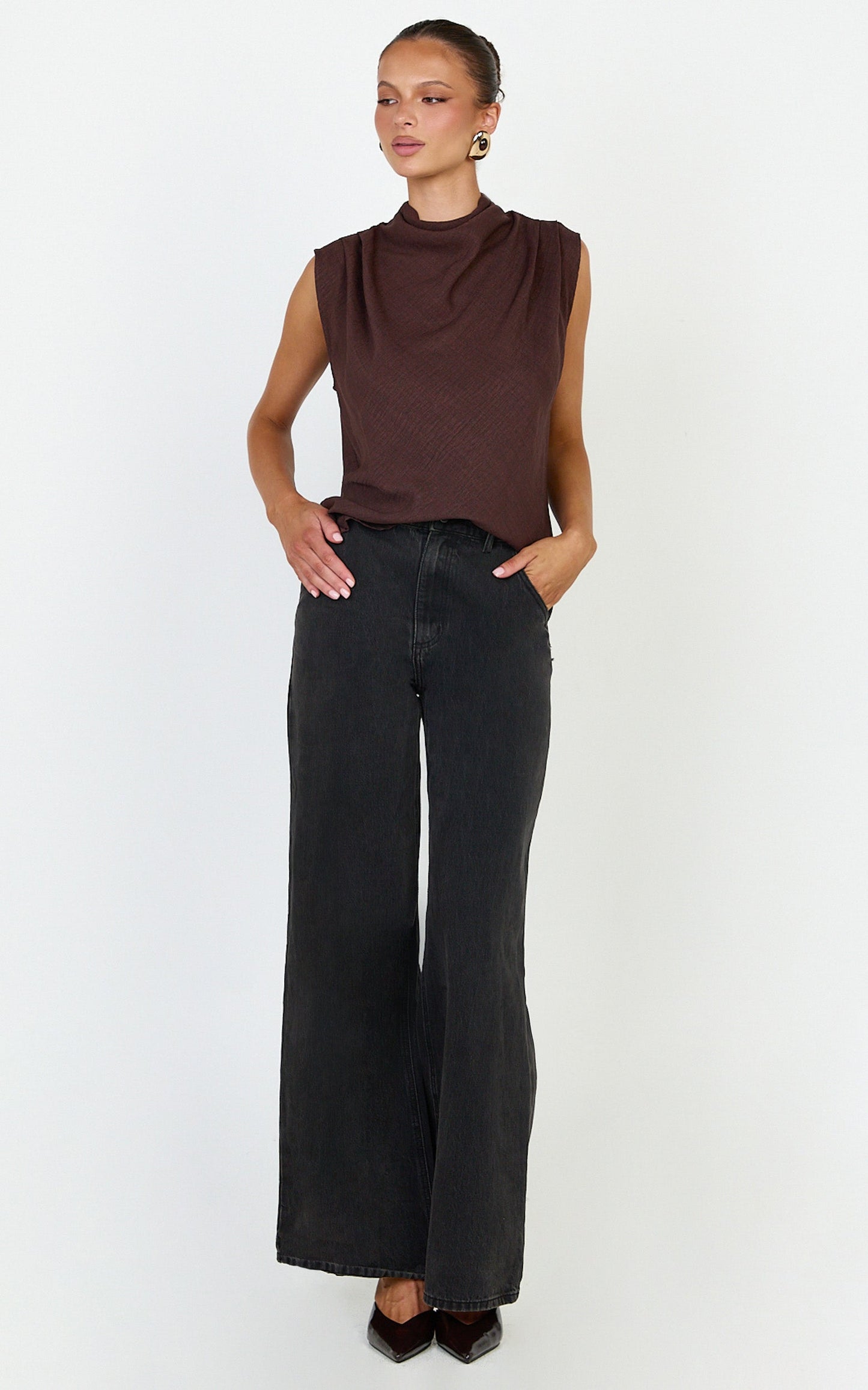 Arianae Top - High Neck Top in Brown