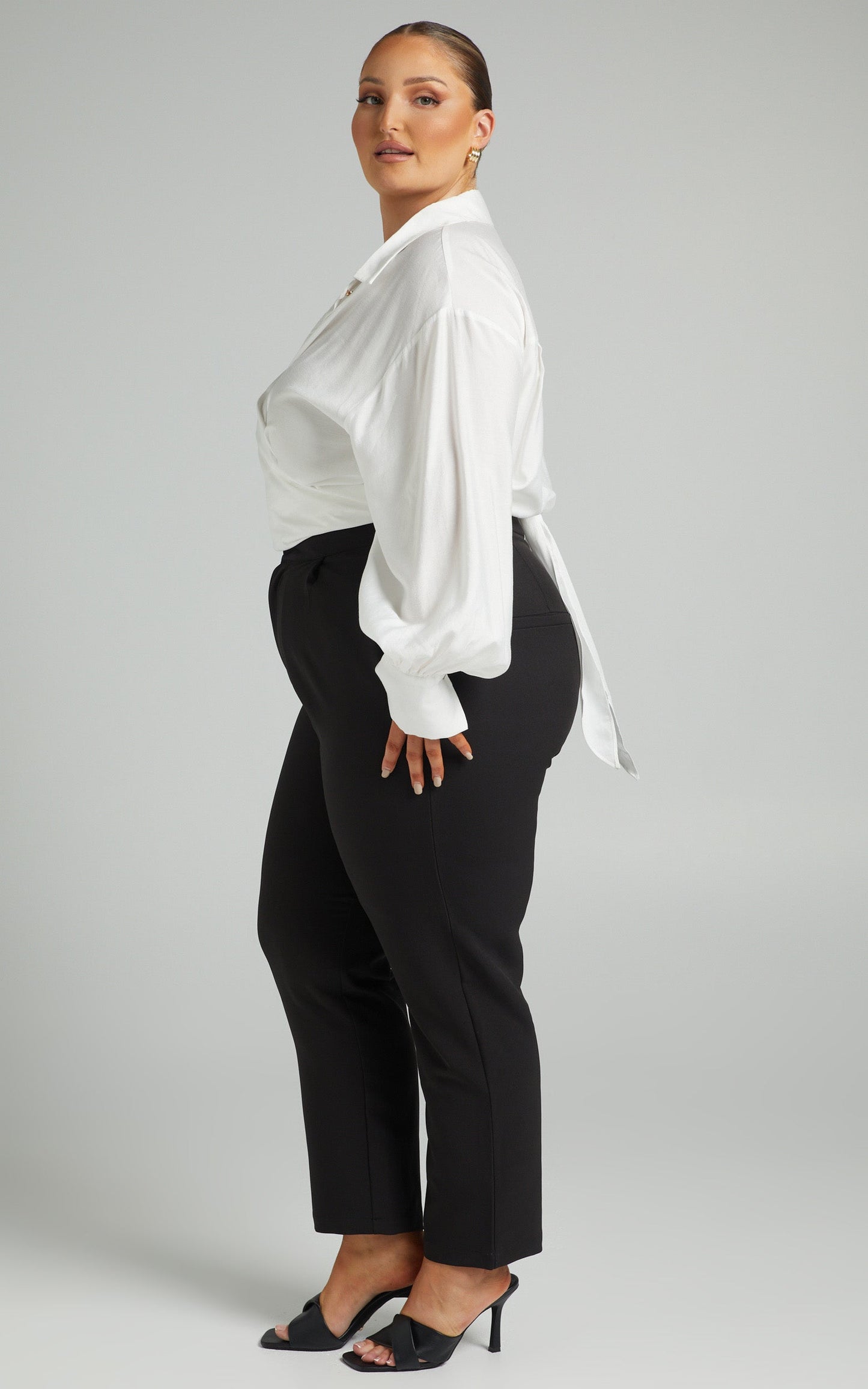 Ehrna Shirt - Twist Front Collared Long Sleeve Shirt in White