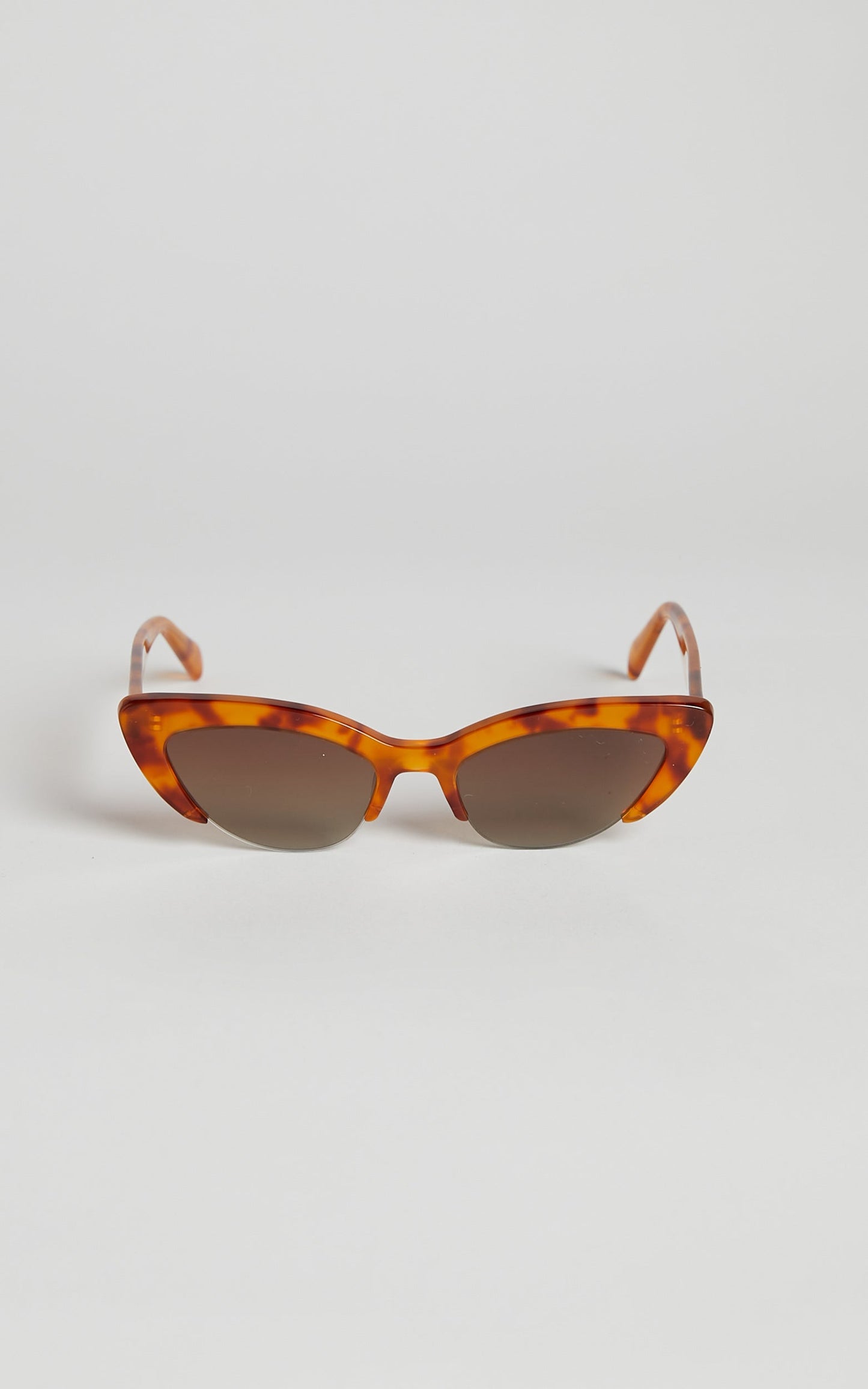 Banbe Eyewear - The Ambrosio Sunglasses in Ivory/Maple Tort-Cocoa