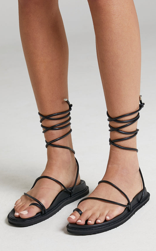 Billini - Reim Sandals in Black