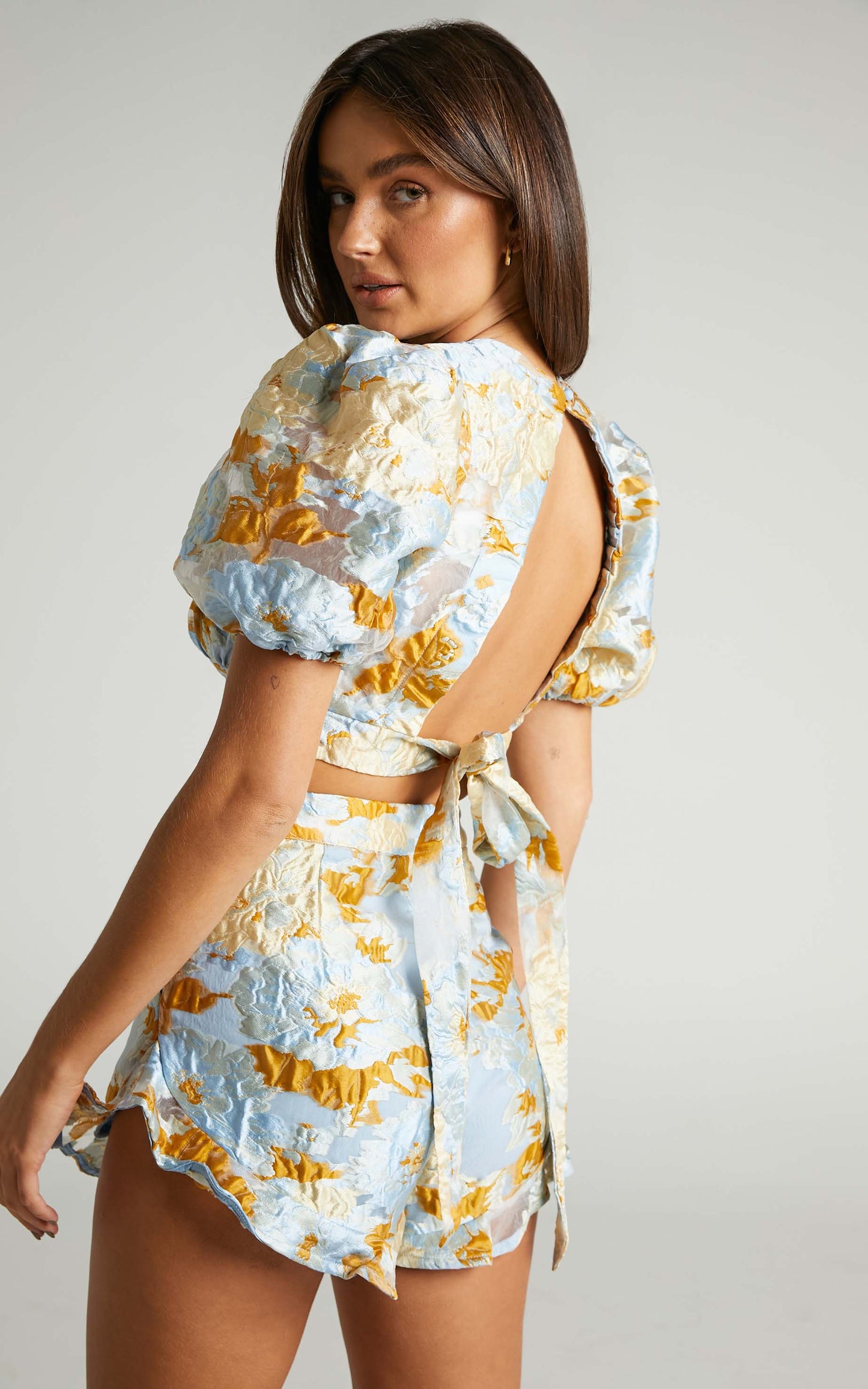 Brailey Top - Puff Sleeve Crop Top in Blue & Yellow Jacquard