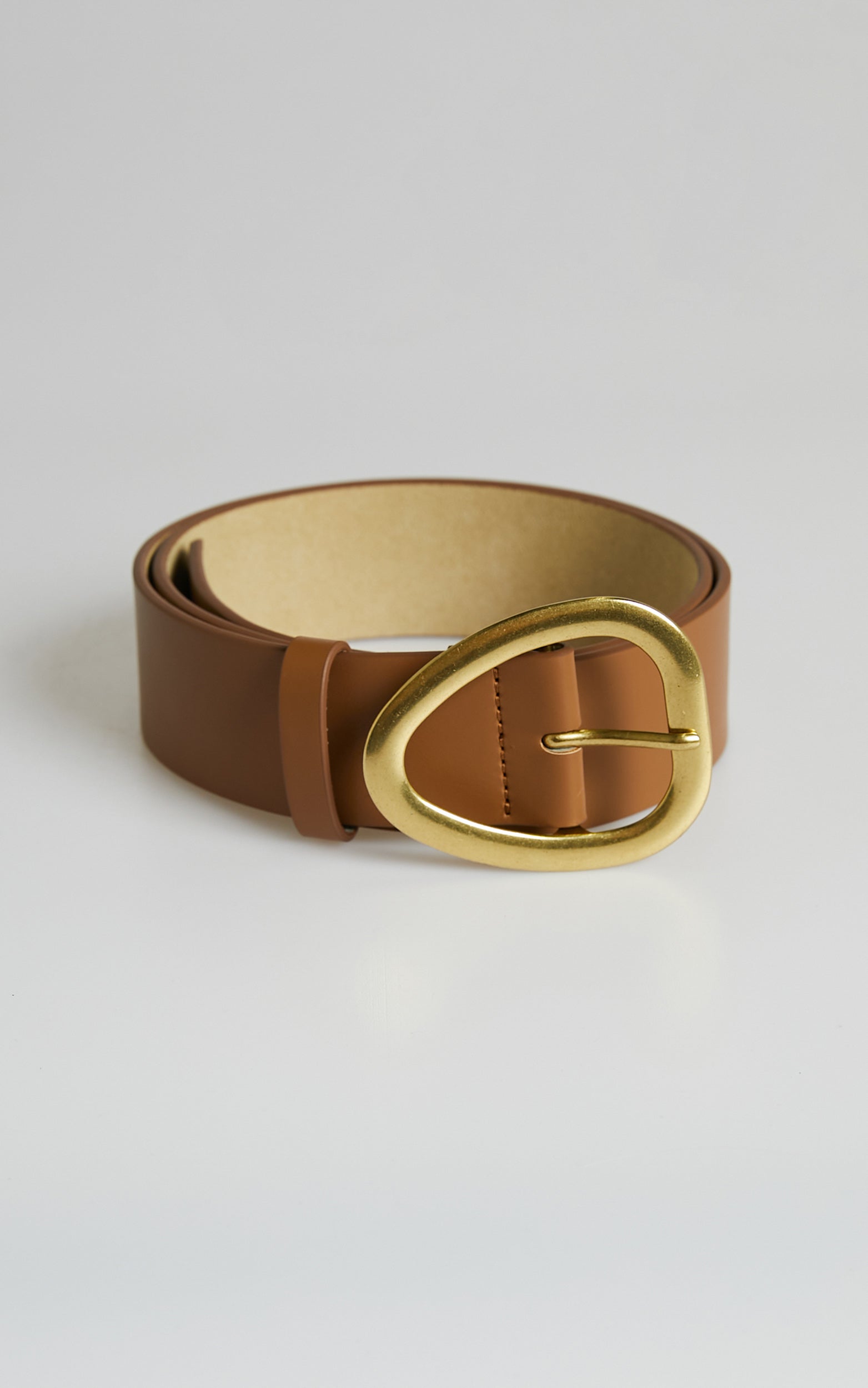 Hendrika Belt in Tan