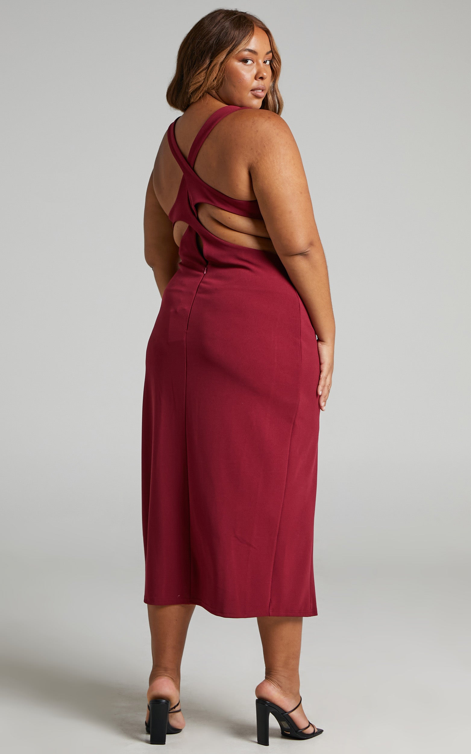 Iryna Cross Back Cut Out High Slit Midi Dress in Merlot