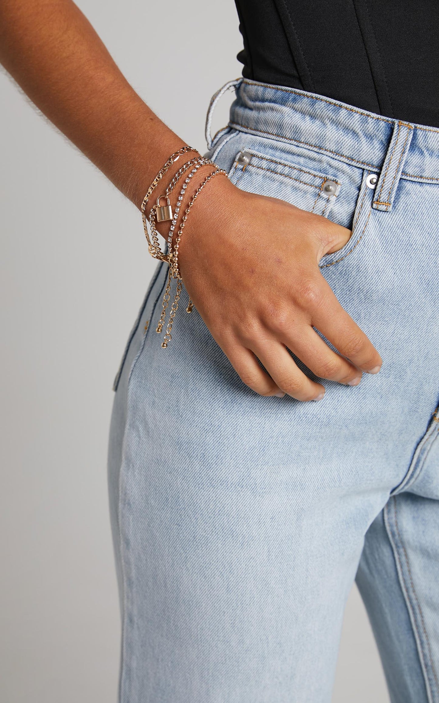 Zarya Diamante Bracelet Set - Pack of 4 in Gold