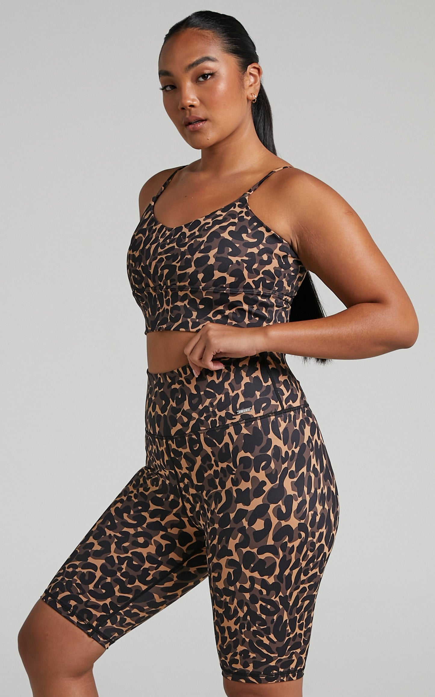 Aim'n - V Strap Bra in Cheetah