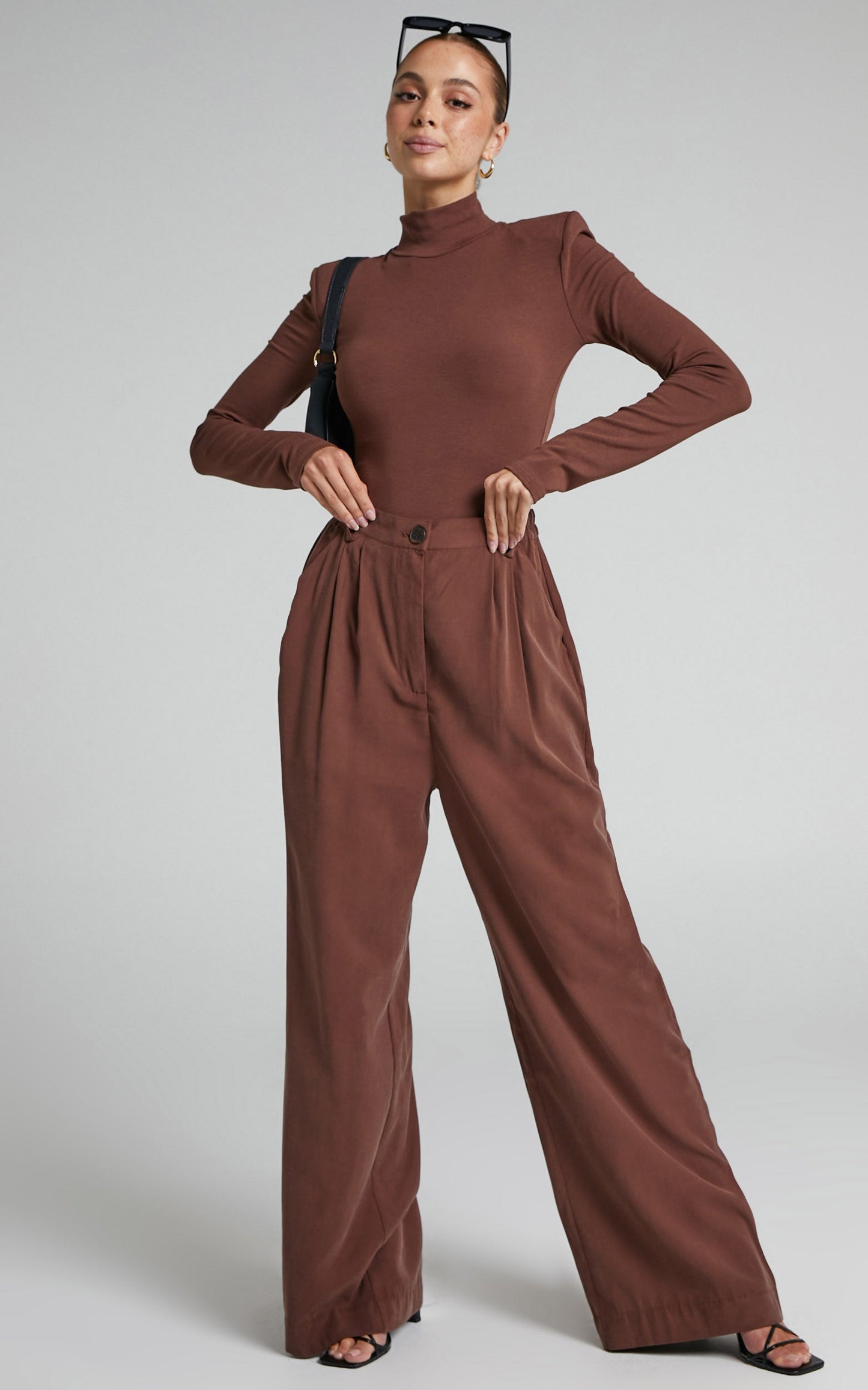 Danielle Bernstein - High Rise Cinched Waist Pleated Pant in Brown