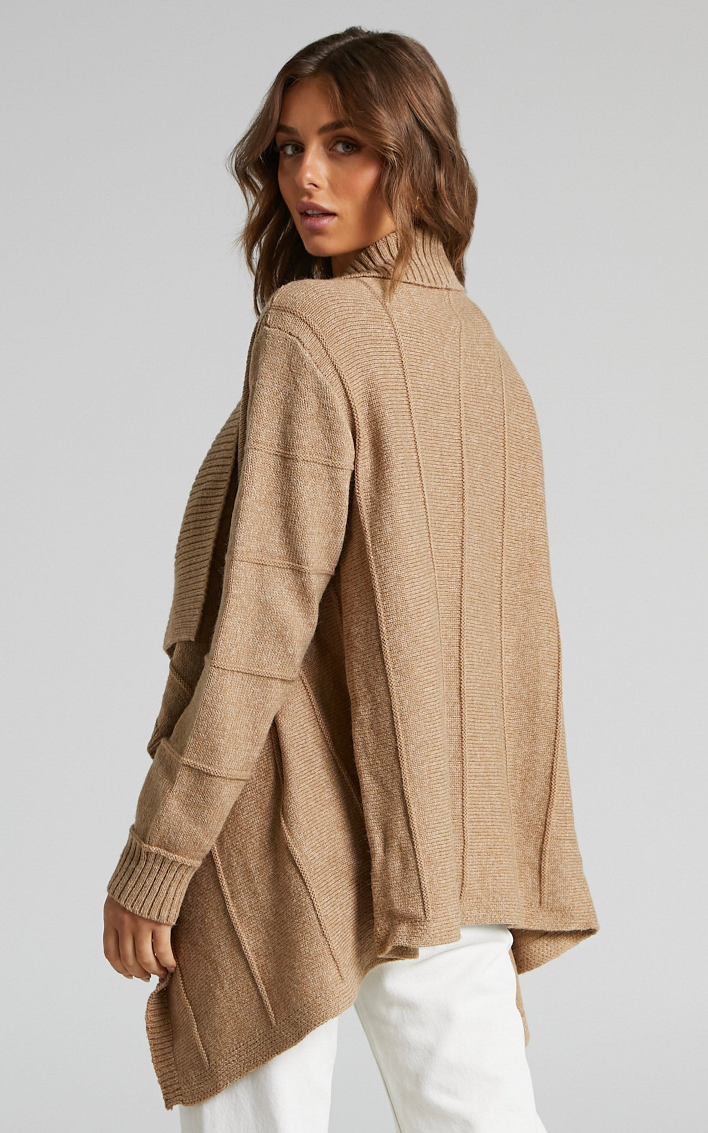 Isleen Oversized Collar Cardigan in Camel