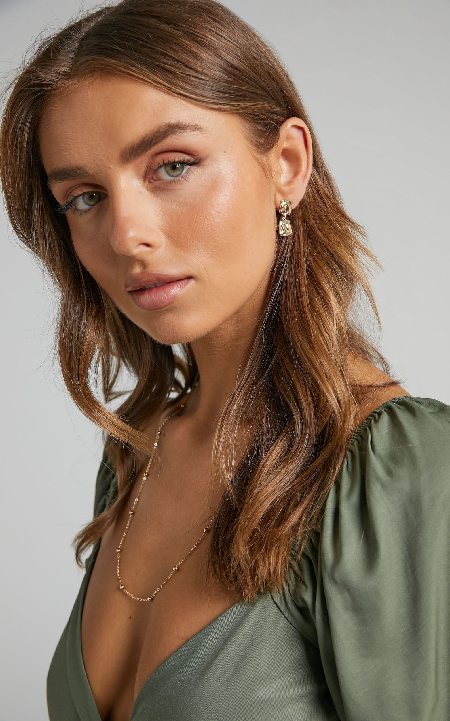 Nyx Drop Earrings in Gold