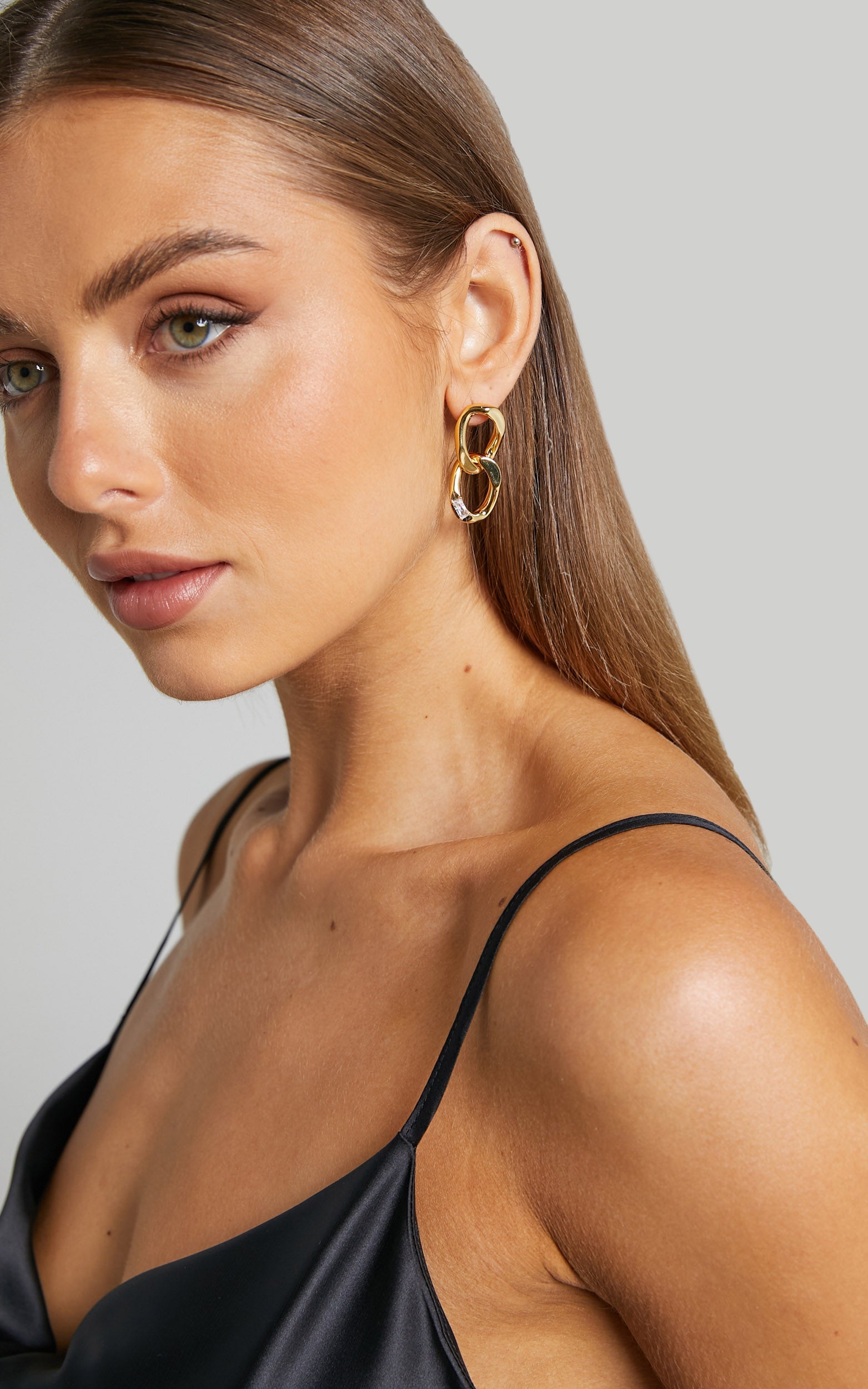 Parvine Drop Earrings in Gold