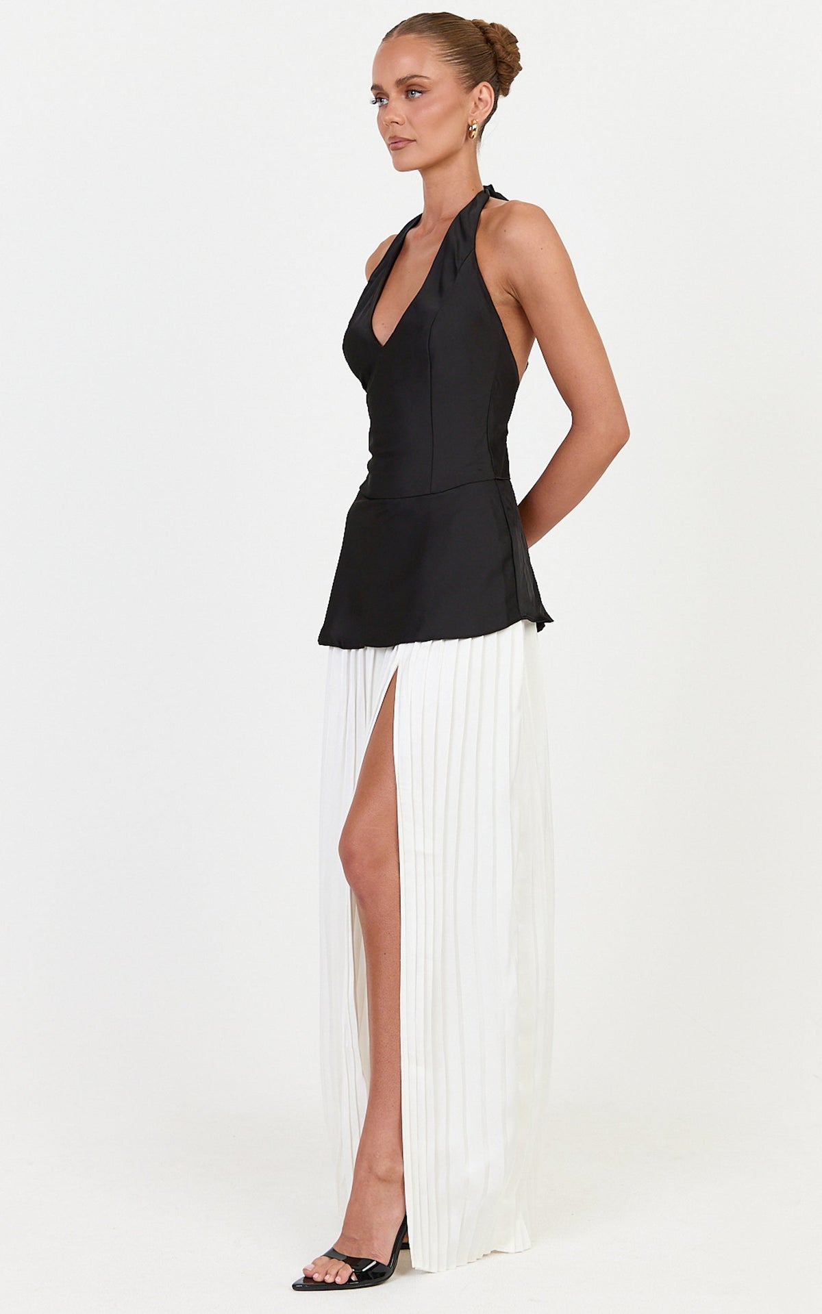 Brooklyn Maxi Dress - Plunge Halter Neck Dress With Contrast Pleated Skirt And Split in Black/Off White
