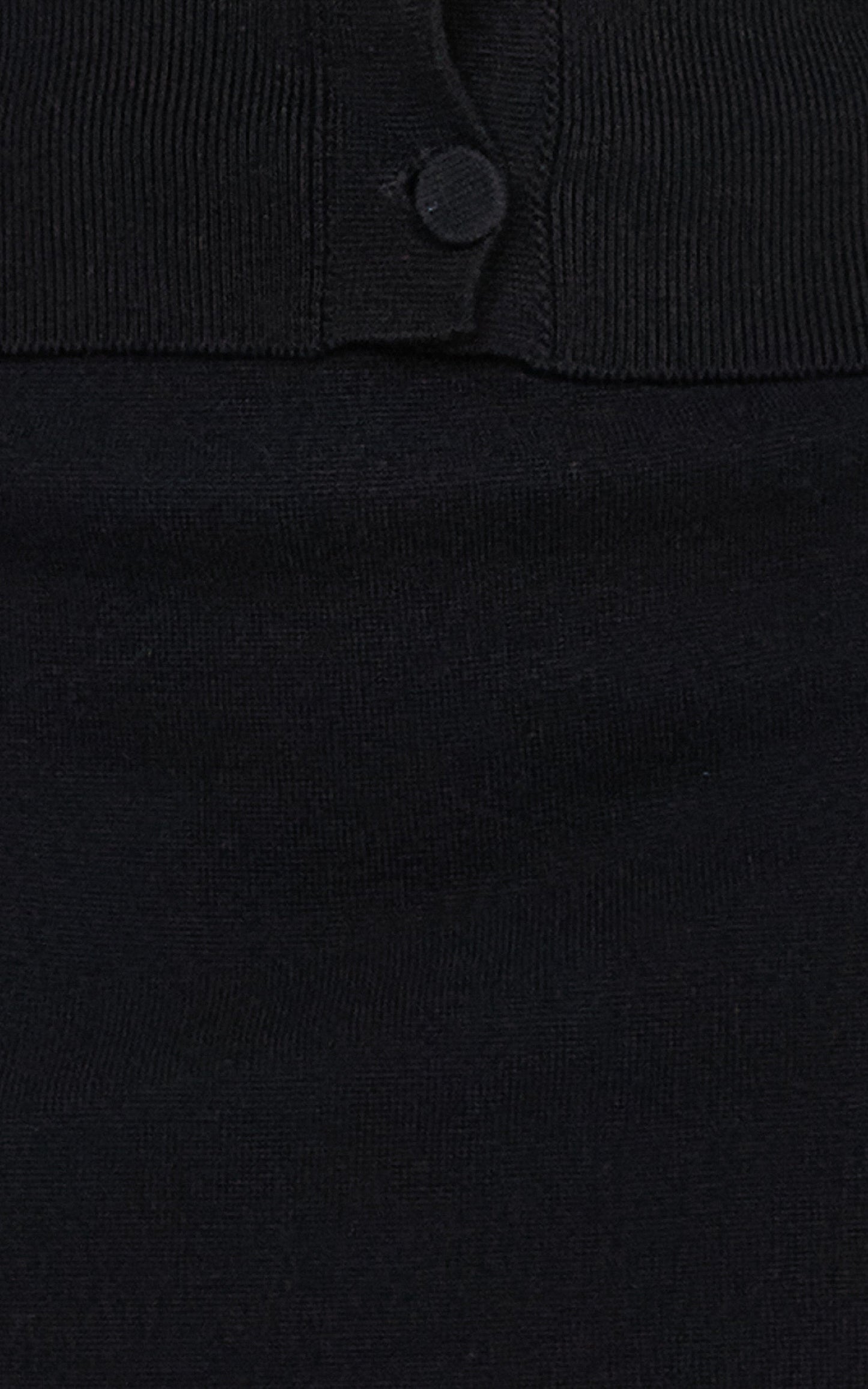 Isabel Mini Skirt - Mid Waist Knit Skirt in Black