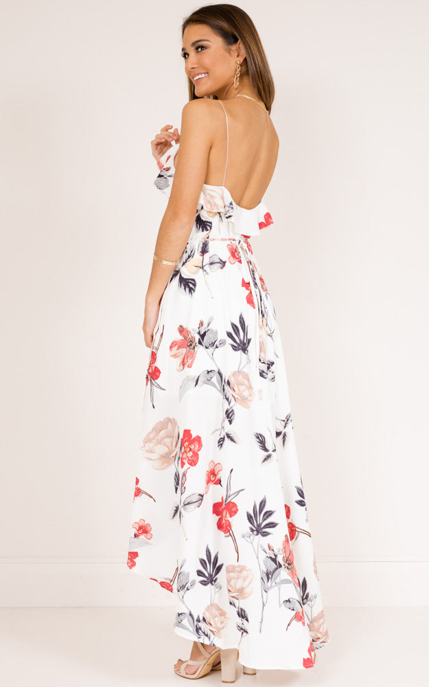 Emmy Maxi Dress In White And Blush Floral