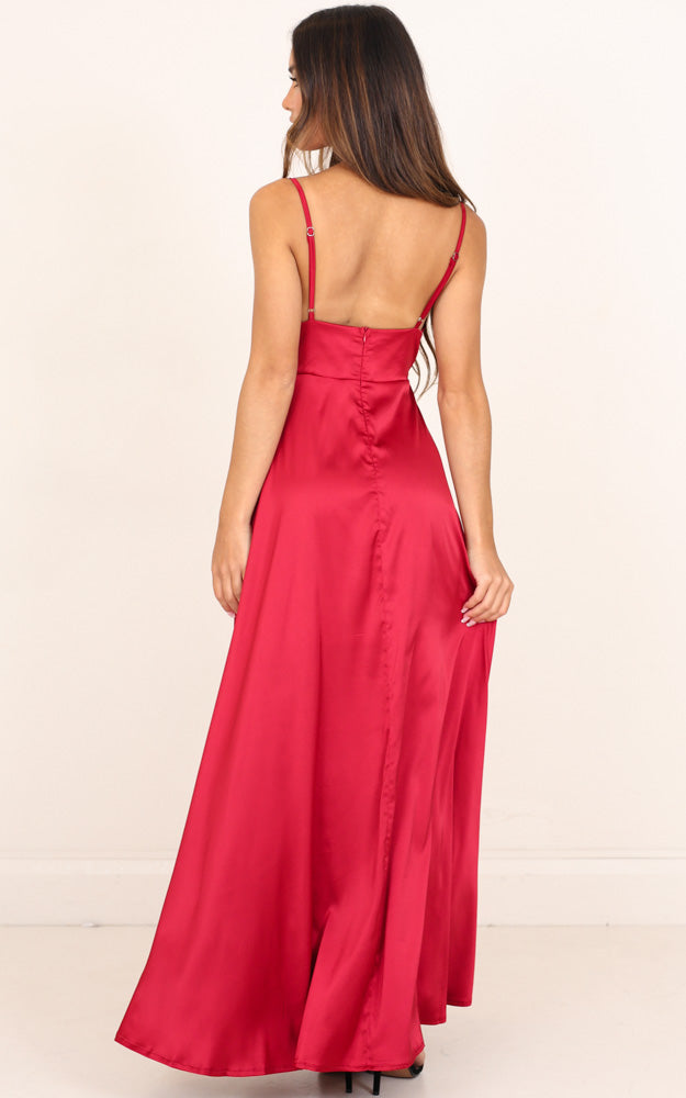 Disconnected Maxi Dress In Wine