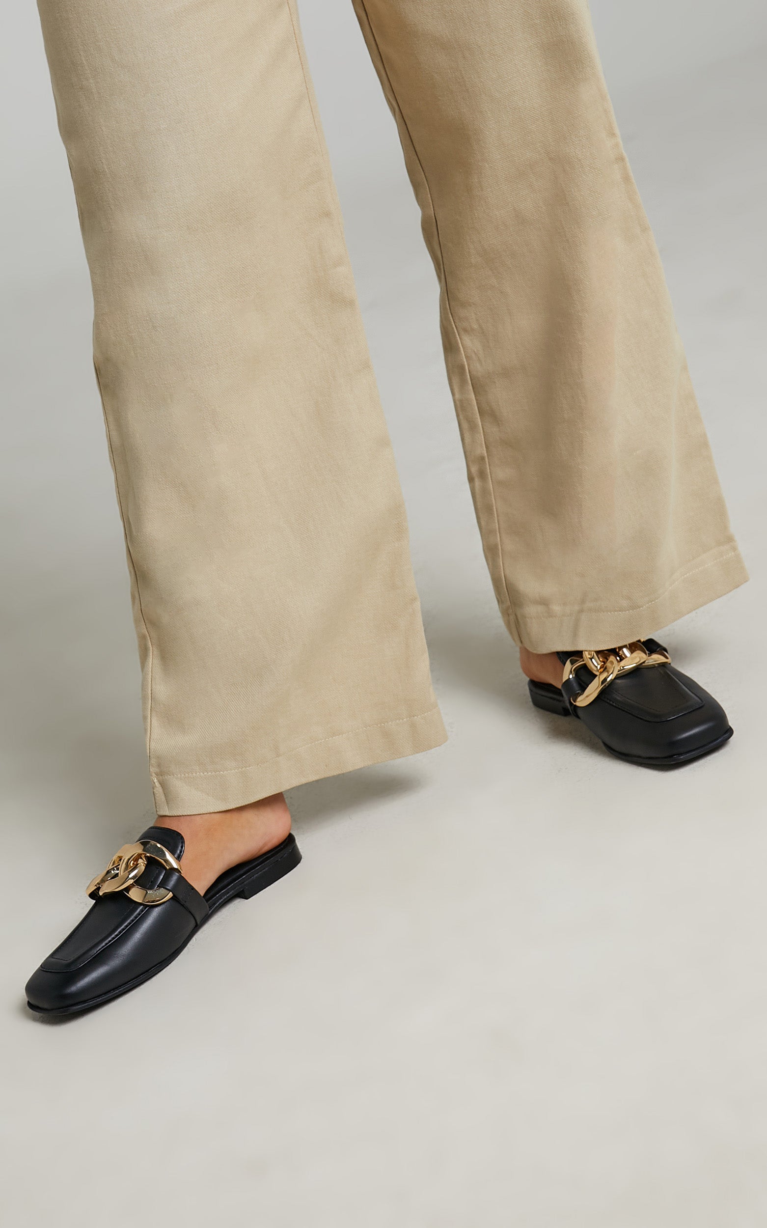 Sol Sana - Helen SlideS in Black