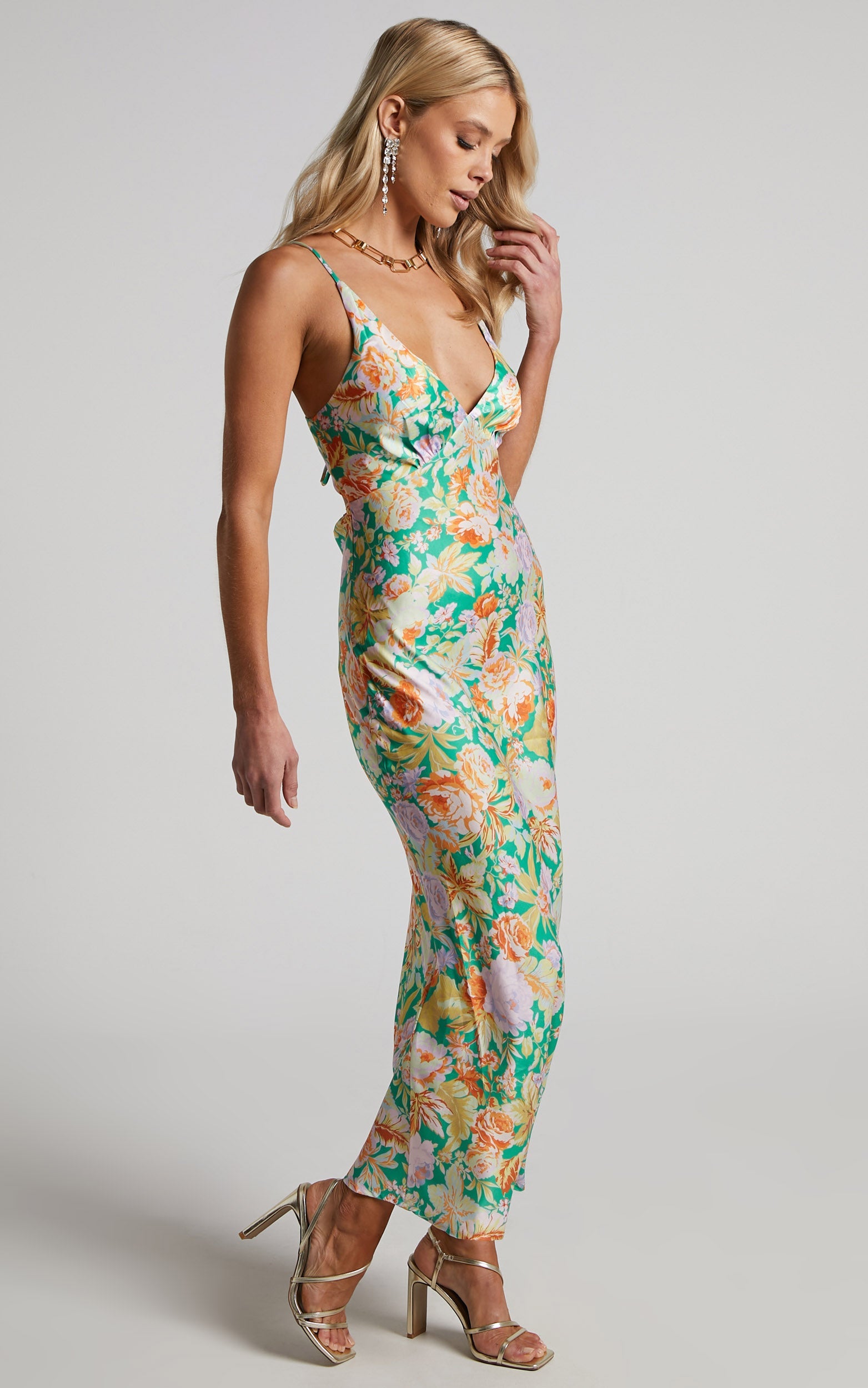Charlette V Neck Floral Sain Midi Dress in GREEN FLORAL