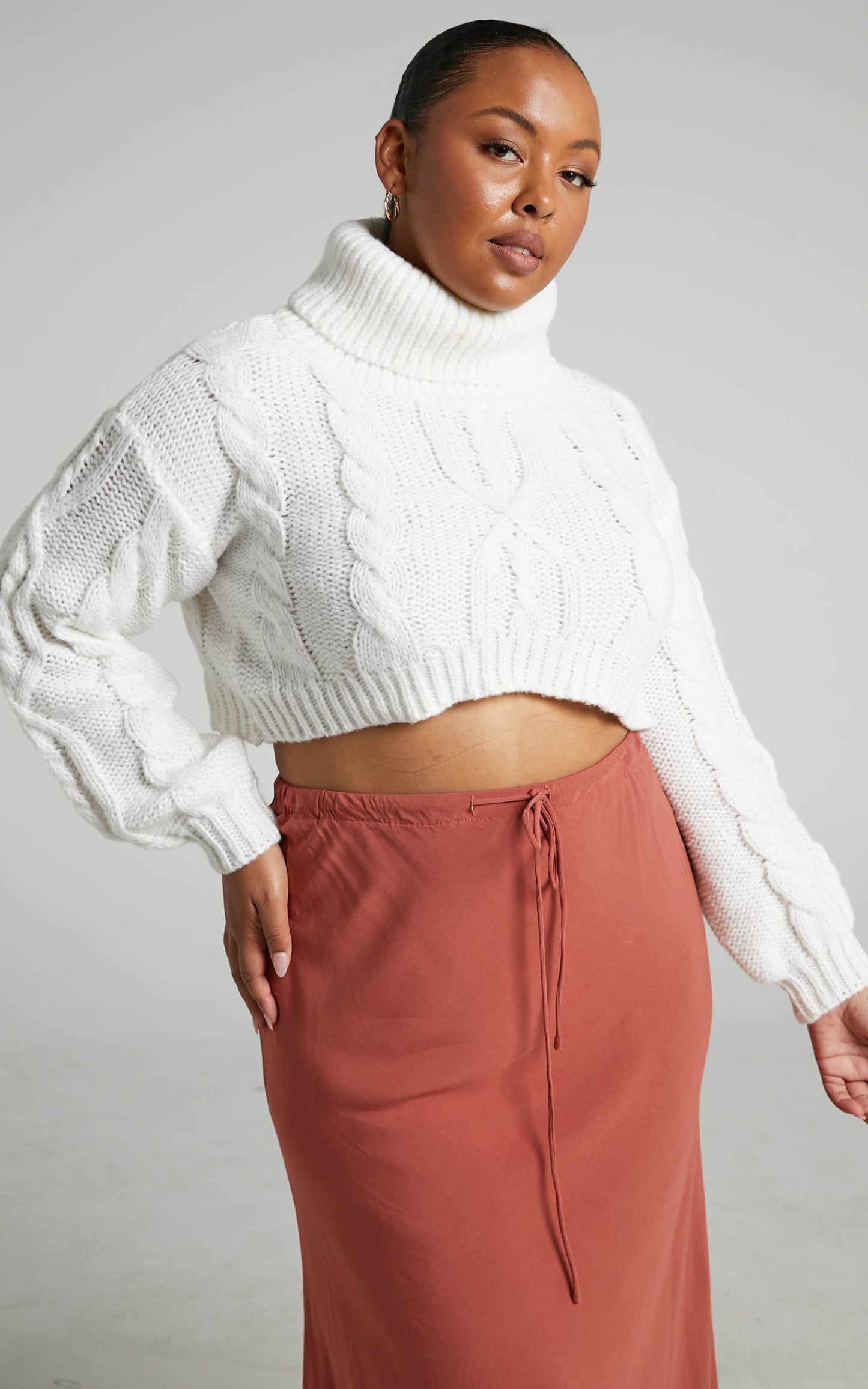 Deliah Jumper - Cropped Cable Knit Jumper in Cream