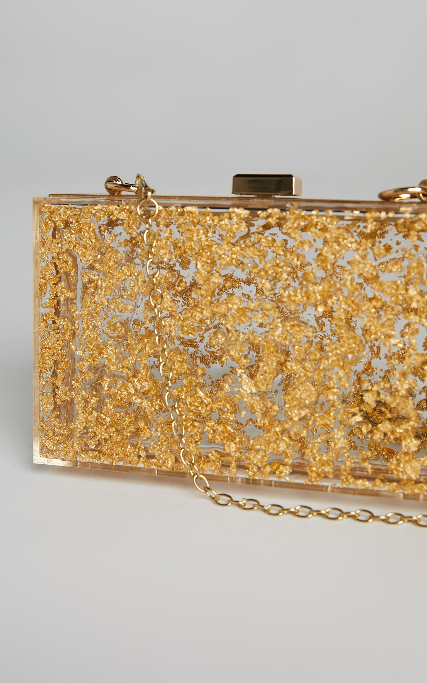 Jeity Foil Resin Clutch Bag in Gold