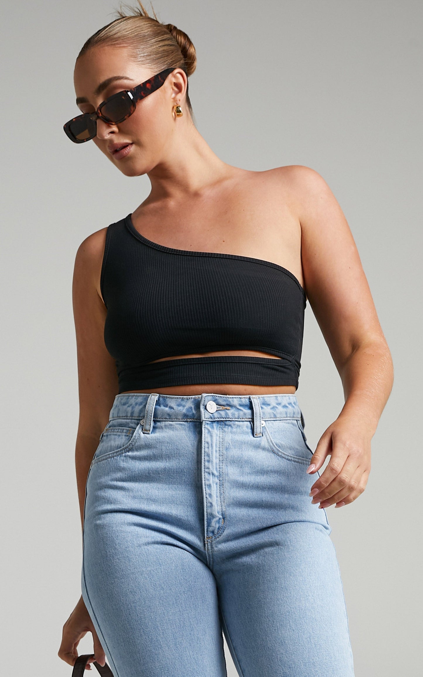 Joellyn Top - Asymmetric Front Cut Out Ribbed Crop Tank in Black