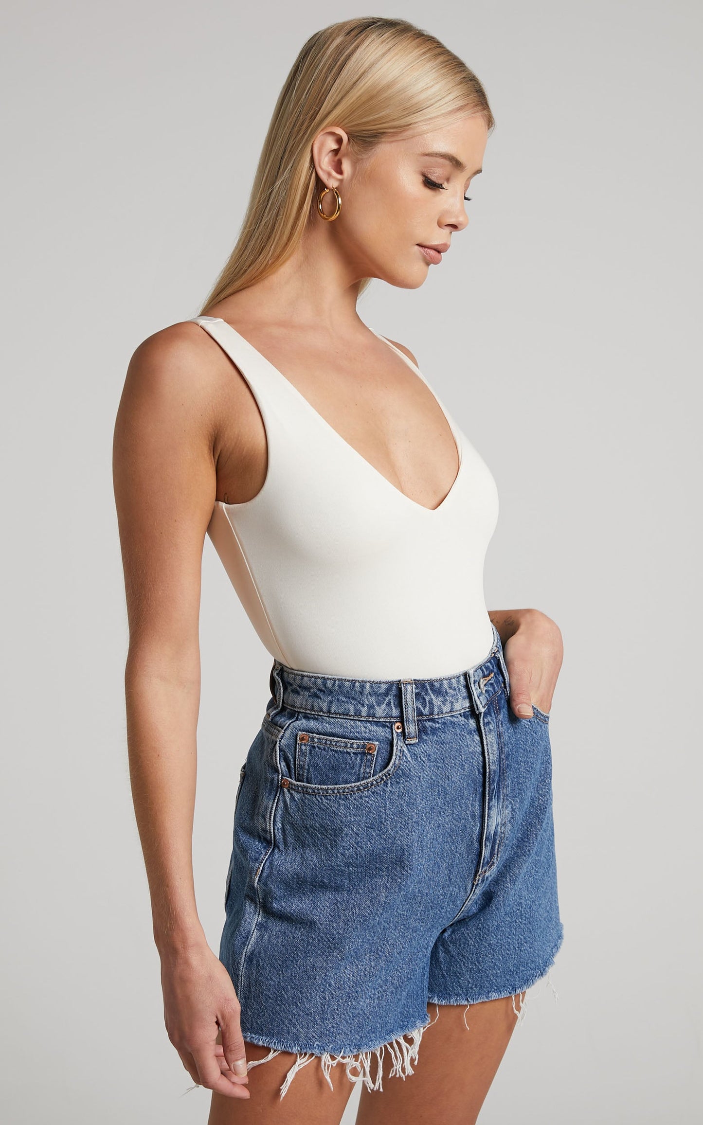 Lee - High Relaxed Short in Indigo Outsider