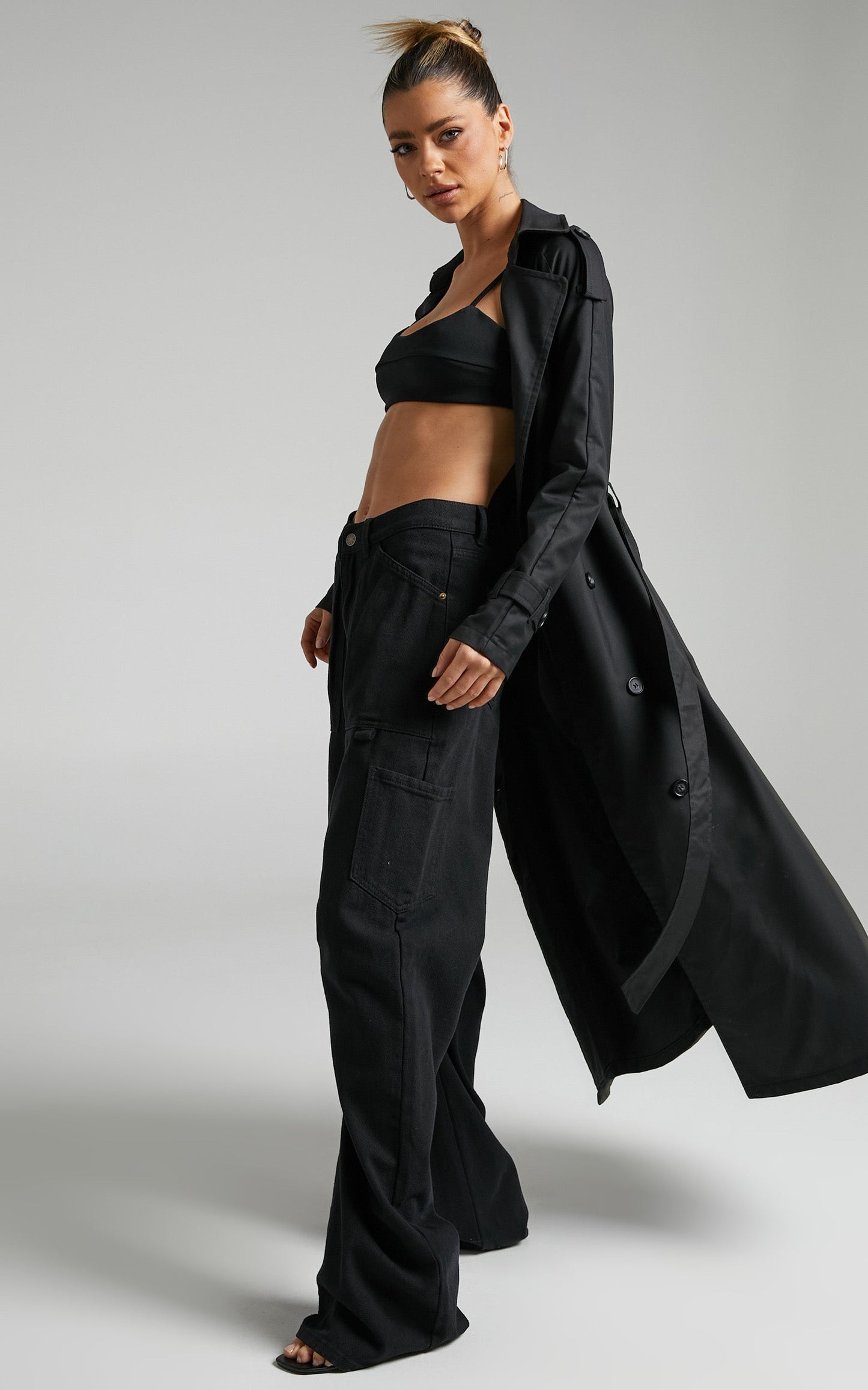 Lioness - Trencherous Coat in Onyx
