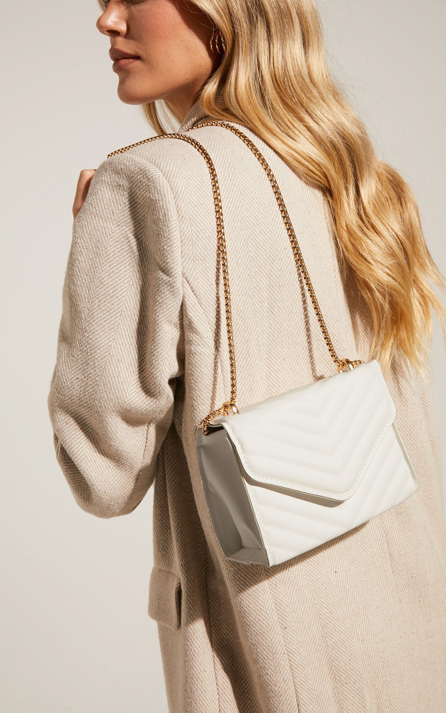 Kalinda Bag - Double Box Chain Shoulder Bag in White