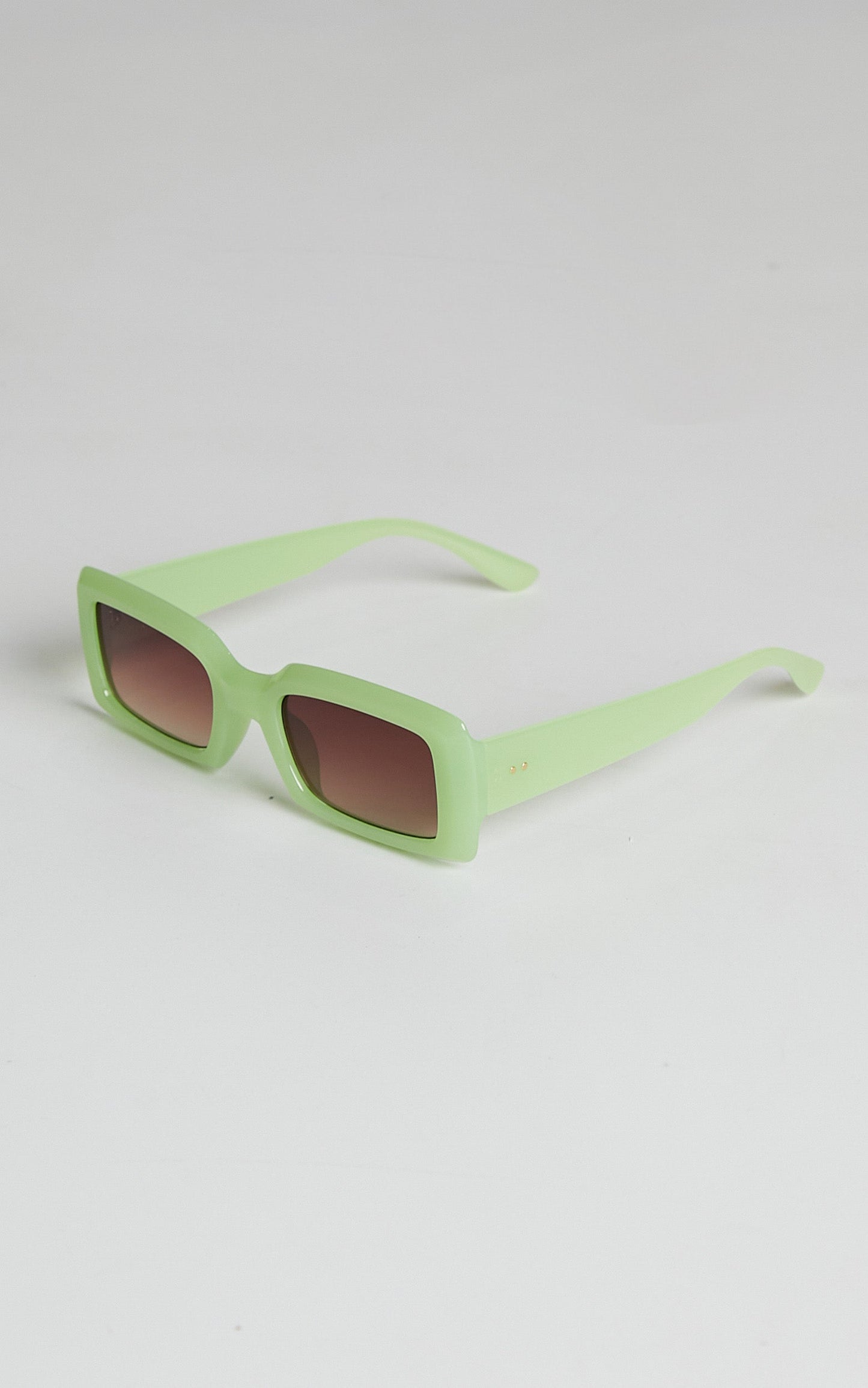 Donda Sunglasses in Green