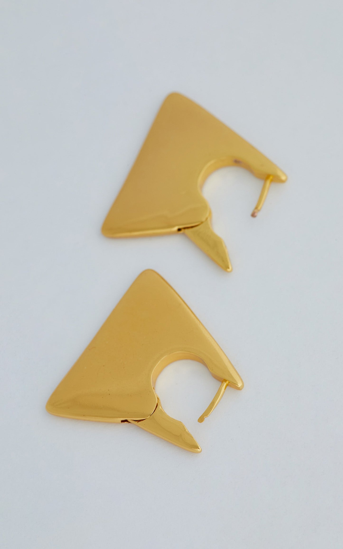 Jooni Earrings in Gold