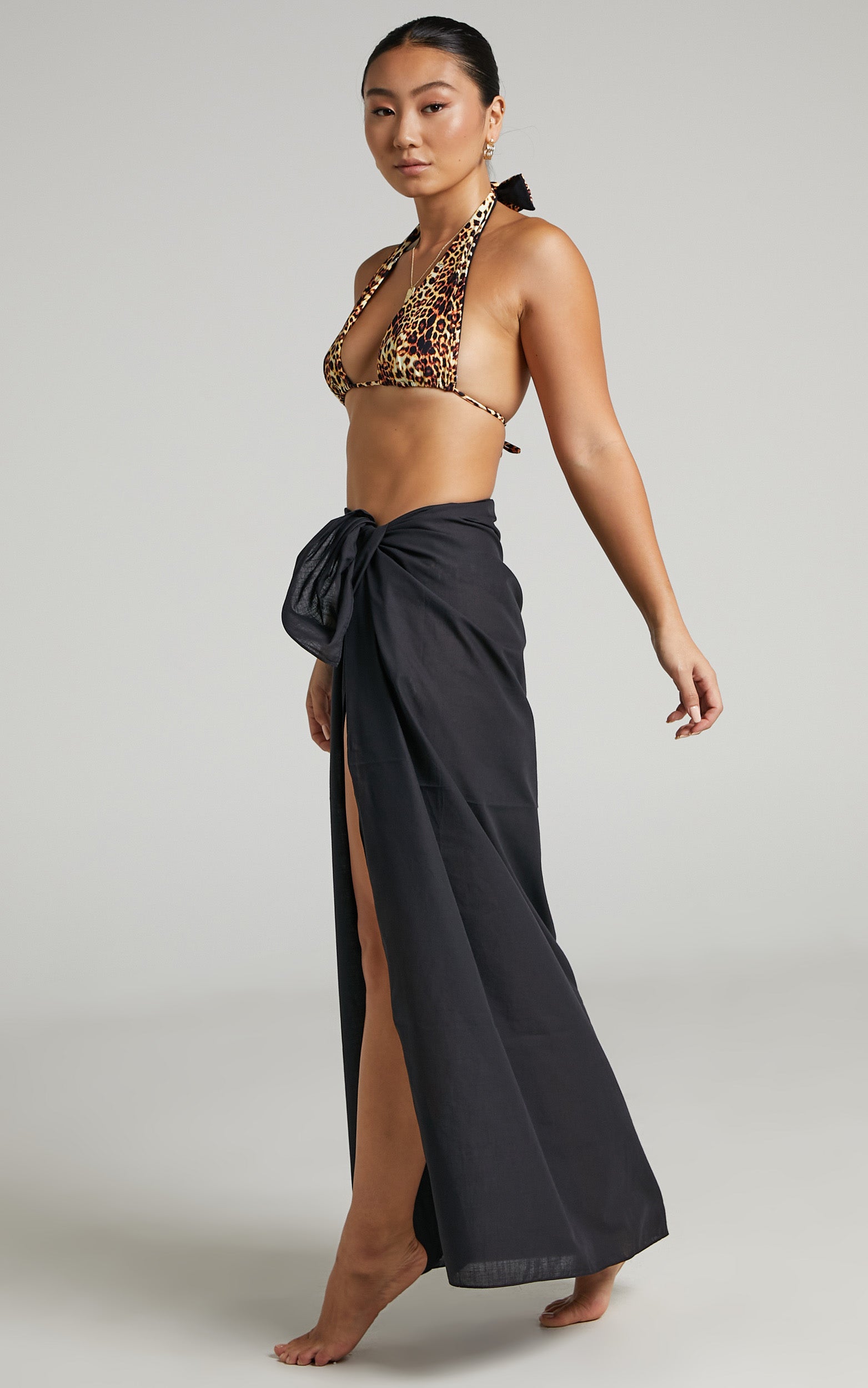Laluna Sarong in Black