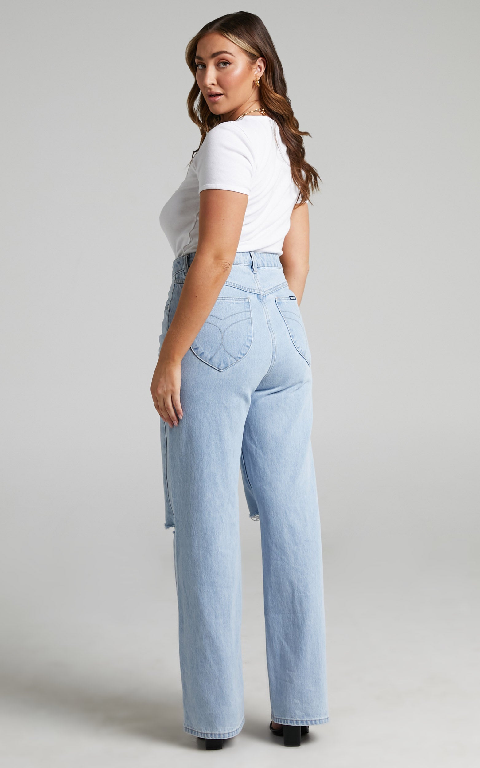 Rolla's - FLORAL CROSS TIGHT RIB TEE in White