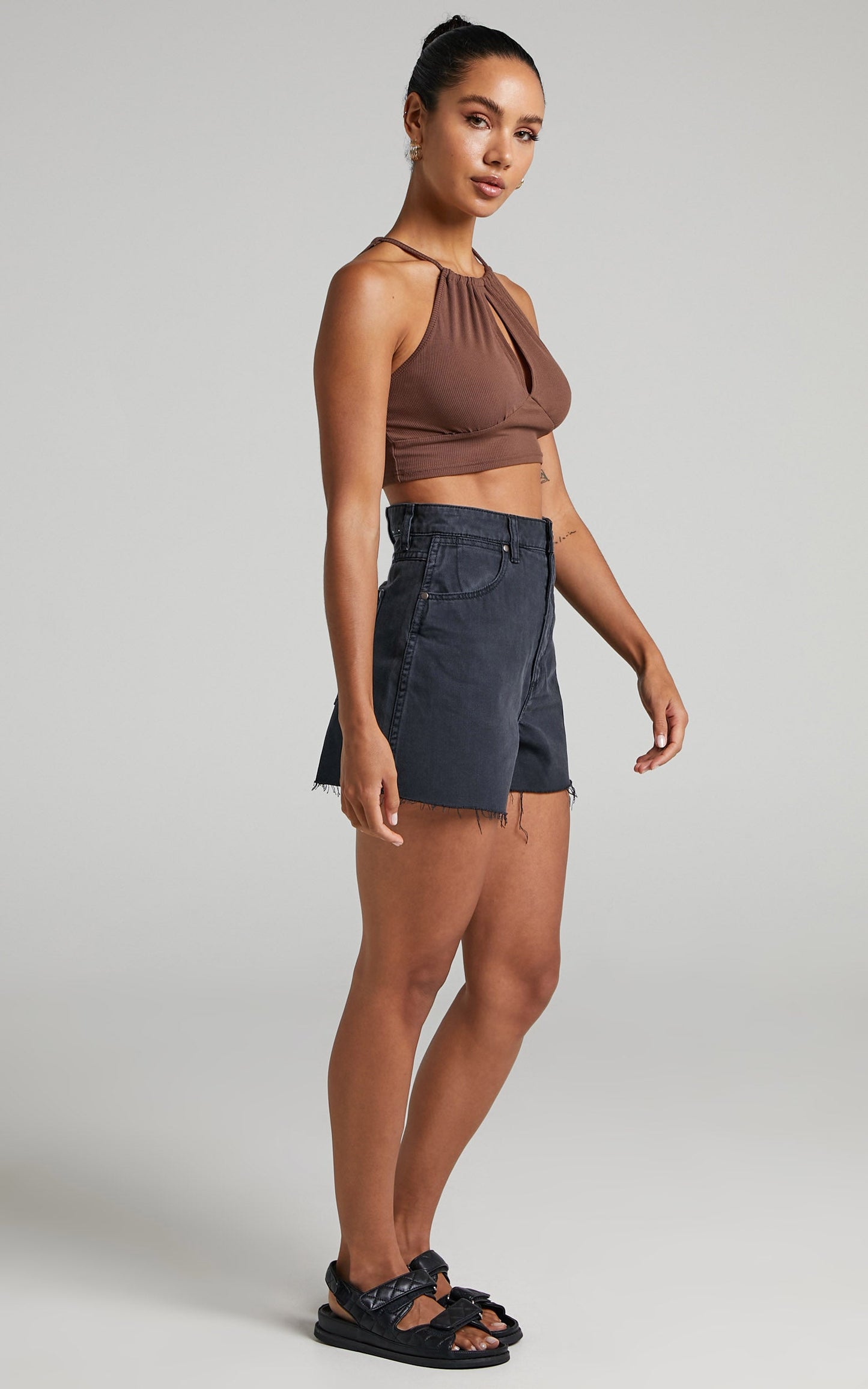 Wrangler - Hi Bells Denim Short in Black Rock
