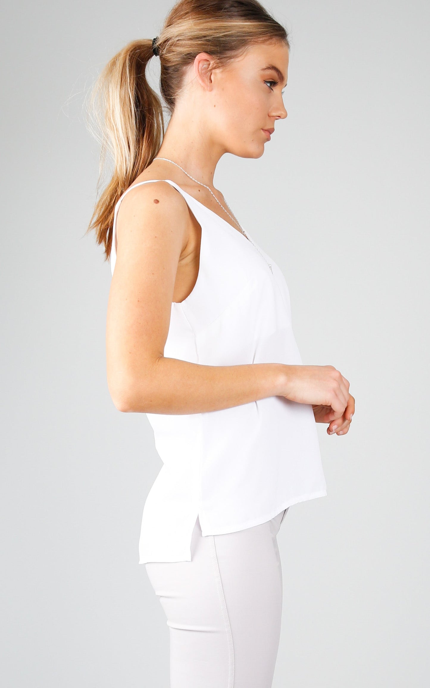 Float Top In White