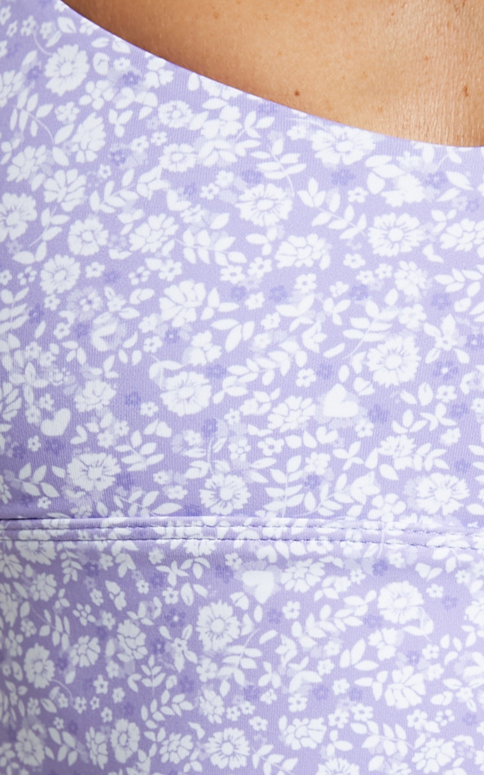 Aim'n - V-STRAP BRA in Fleur Lavande