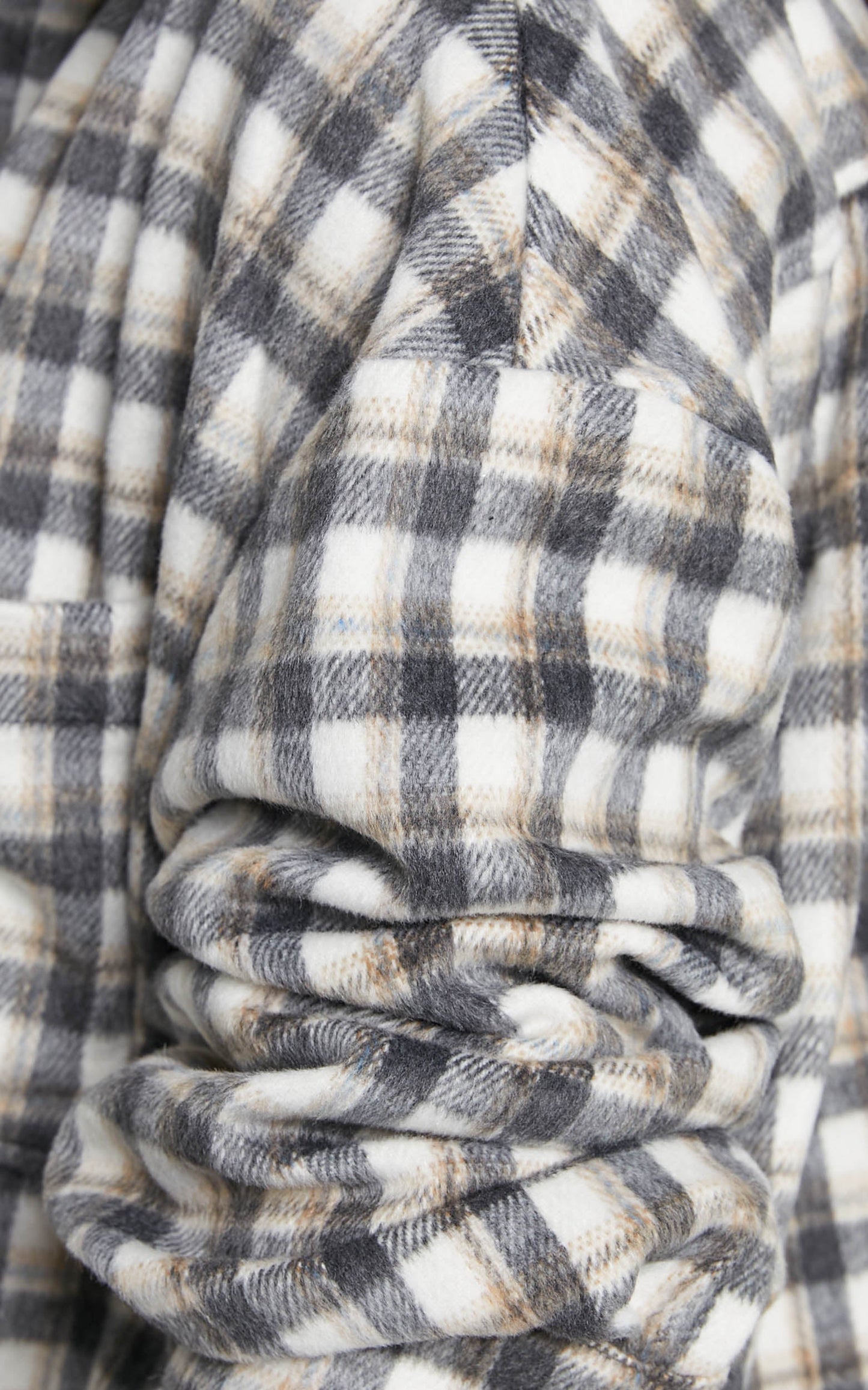 Aurea Shacket - Oversized Check Shacket in Black & Grey