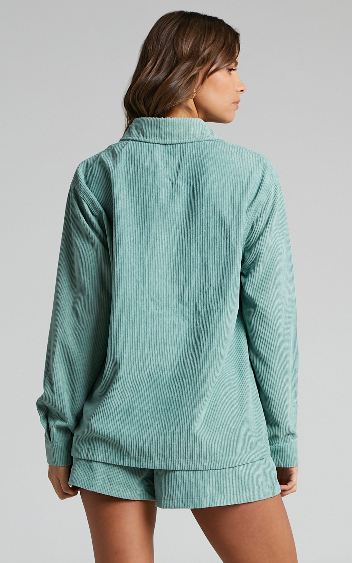Hillevi Shacket - Corduroy Shacket in Sage