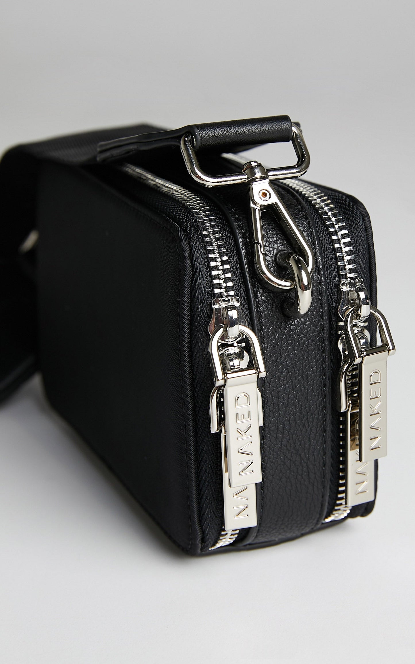 NAKEDVICE - THE LEXIE BAG in Black NYLON