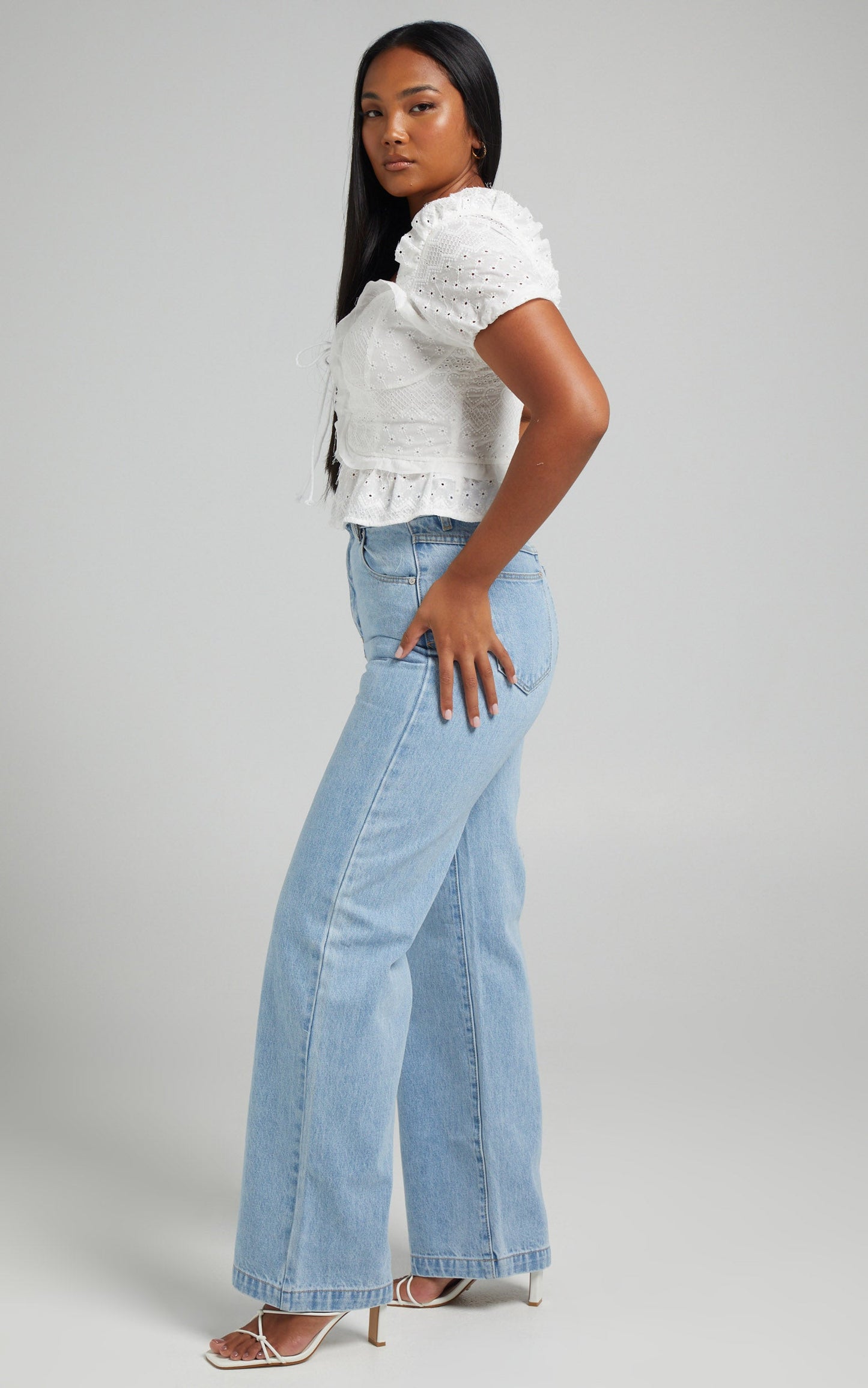 Kailee Tie Front Short Sleeve Broderie Top in White