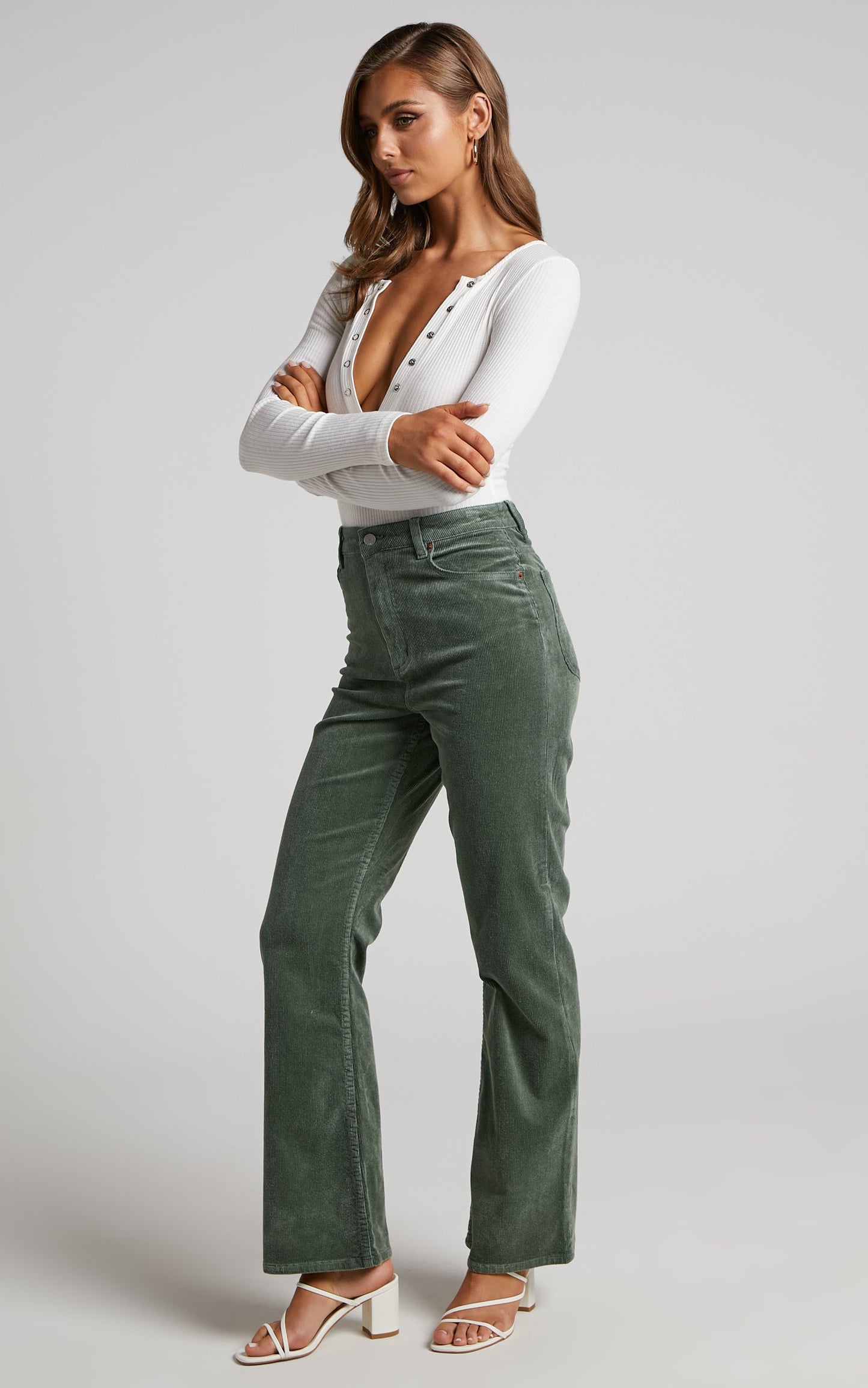 Riders - Hi Flare Jeans in Green Olive Cord