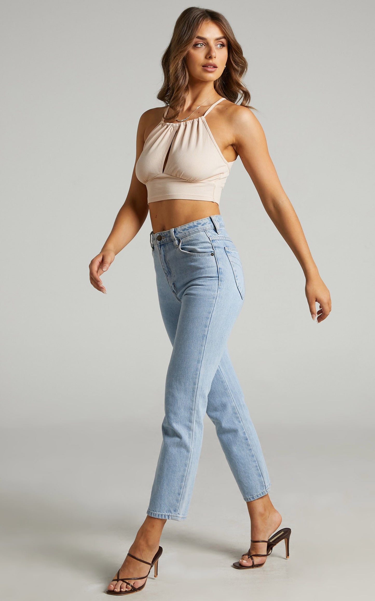 Shenden Crop Top - Keyhole Front Top in Beige