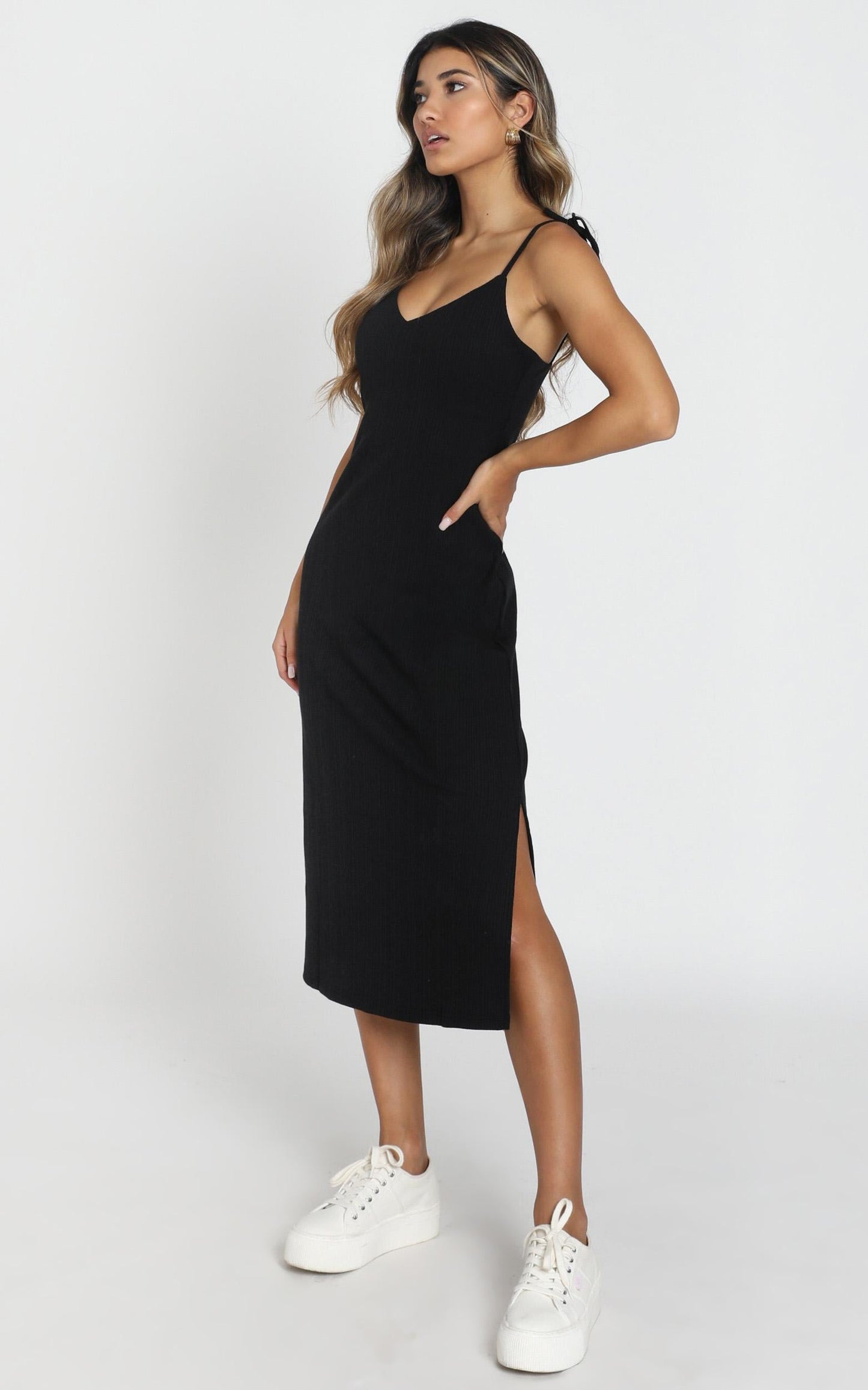 Wont Look Back Dress In Black